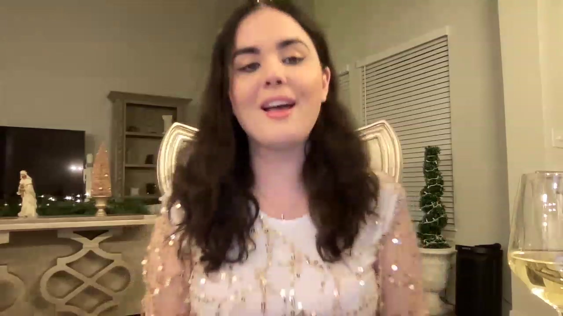 Gallery image thumbnail from Giaislovely's myfreecams stream on, 12/31/2022, 07:34 image 8 of 20