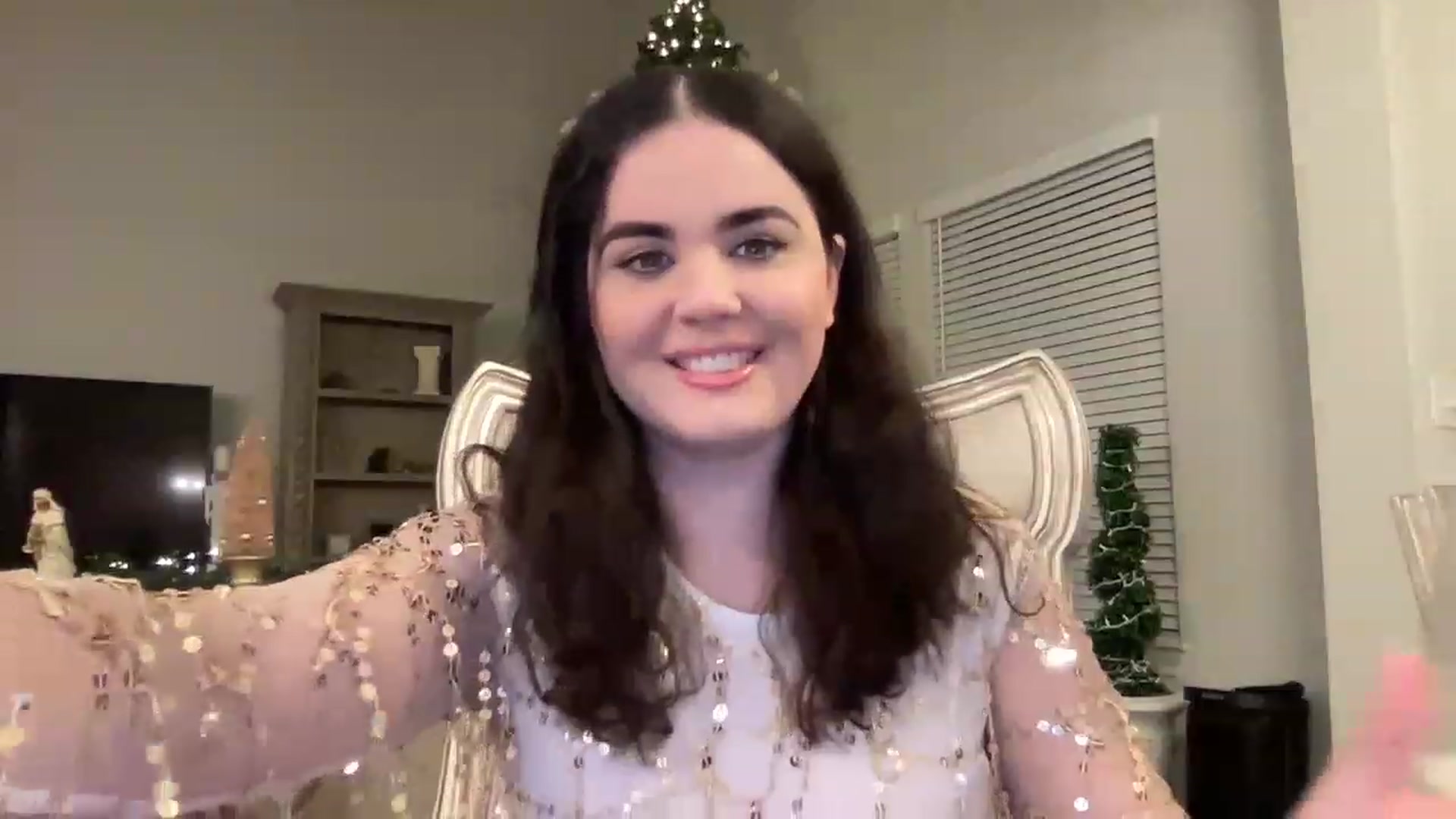 Gallery image thumbnail from Giaislovely's myfreecams stream on, 12/31/2022, 07:34 image 5 of 20