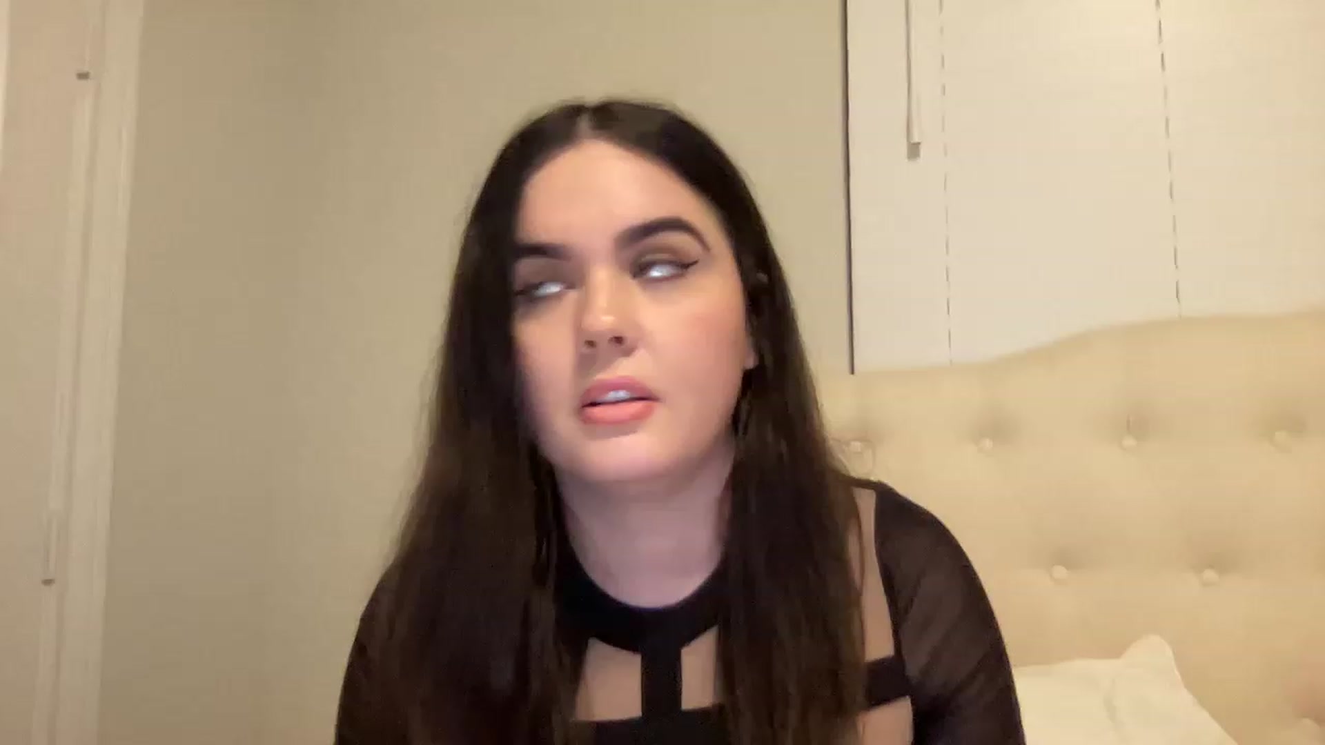 Gallery image thumbnail from Giaislovely's myfreecams stream on, 01/03/2023, 06:45 image 14 of 20