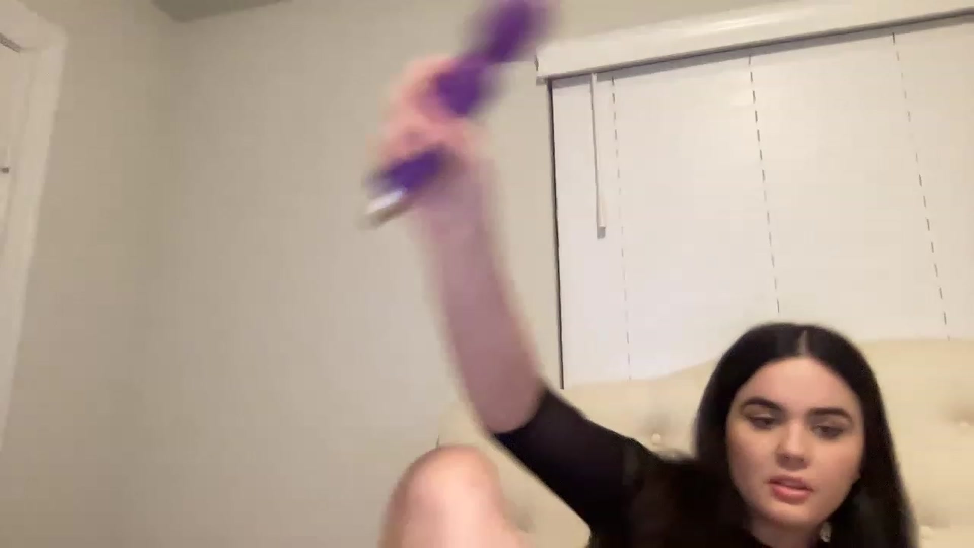 Gallery image thumbnail from Giaislovely's myfreecams stream on, 01/03/2023, 06:45 image 12 of 20