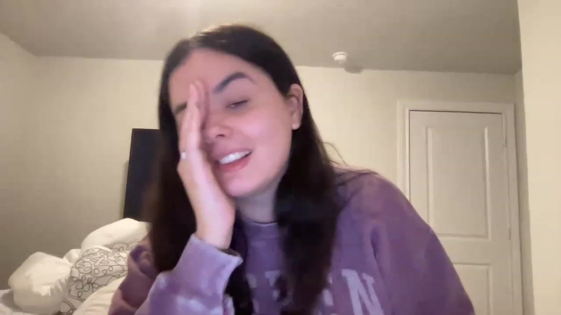 Gallery image thumbnail from Giaislovely's myfreecams stream on, 01/09/2023, 07:05 image 2 of 20