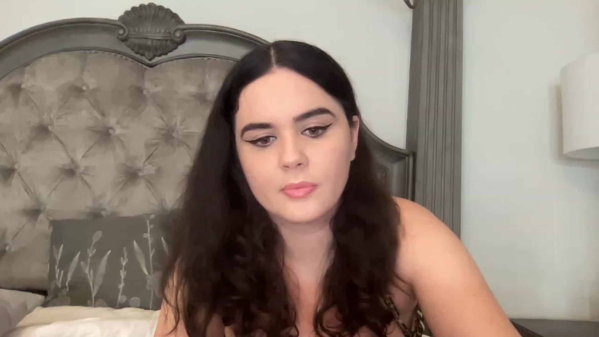Gallery image thumbnail from Giaislovely's myfreecams stream on, 01/18/2023, 05:49 image 15 of 20