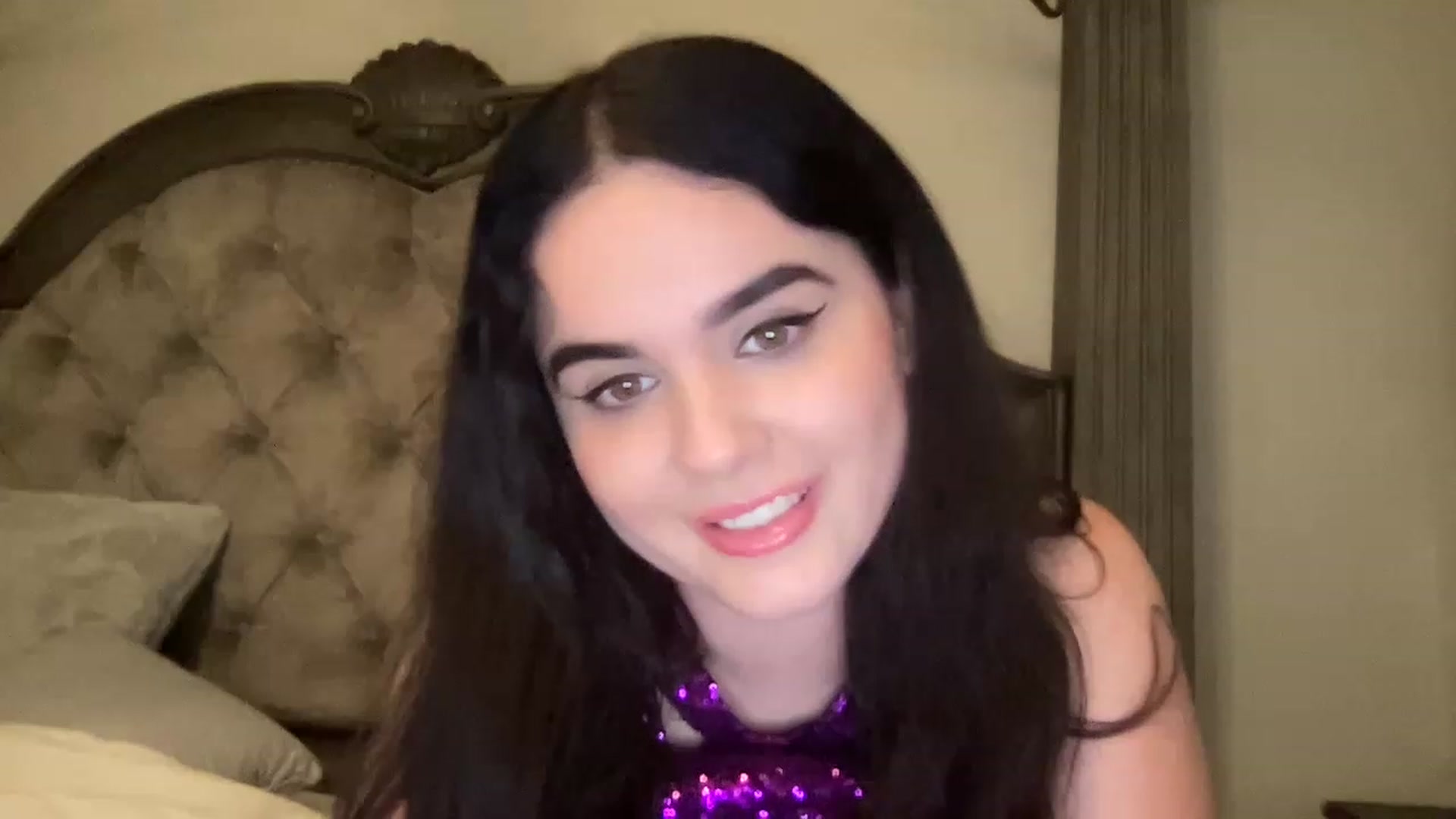 Gallery image thumbnail from Giaislovely's myfreecams stream on, 01/21/2023, 08:11 image 14 of 20