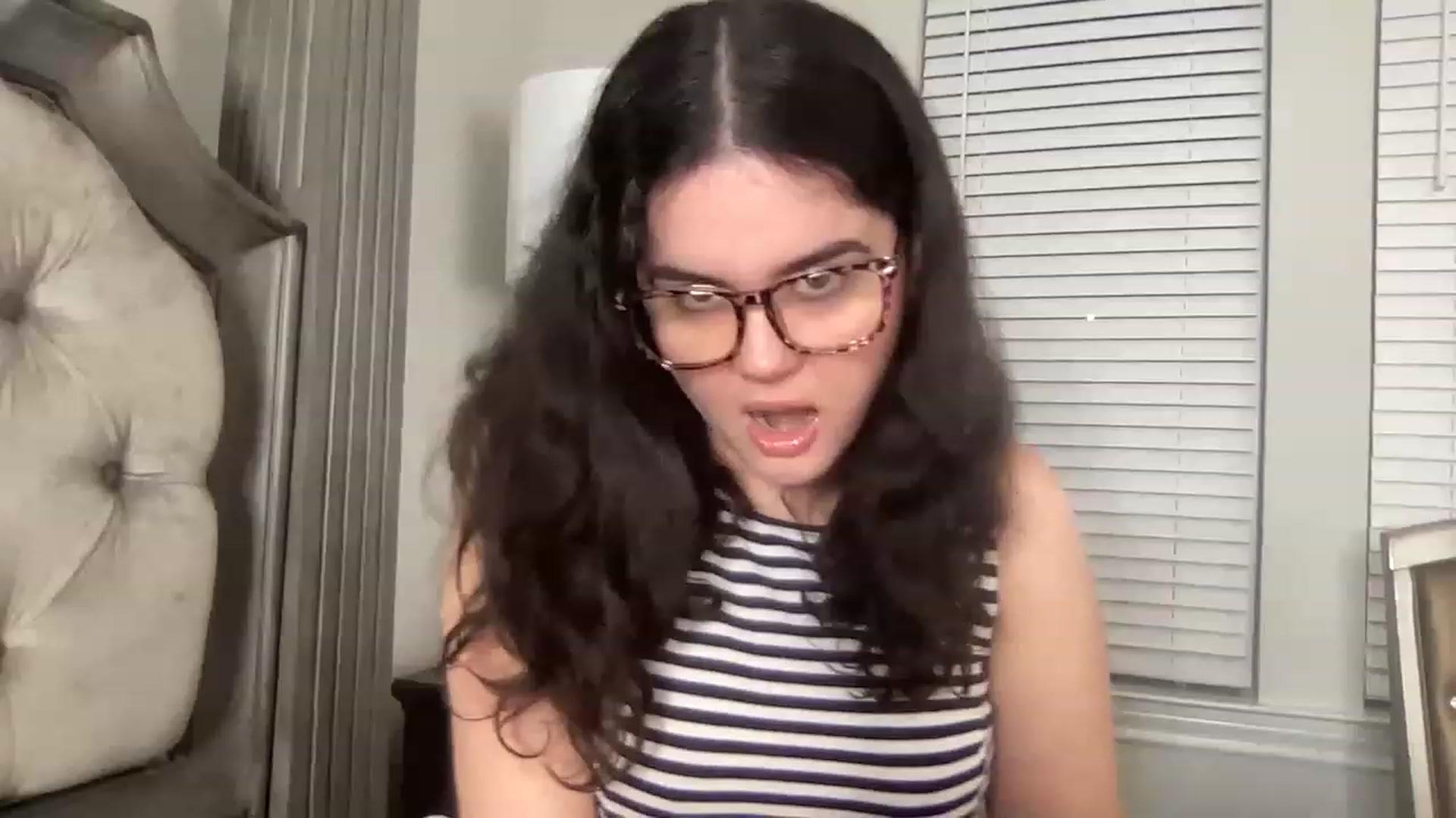 Gallery image thumbnail from Giaislovely's myfreecams stream on, 01/27/2023, 05:29 image 8 of 20