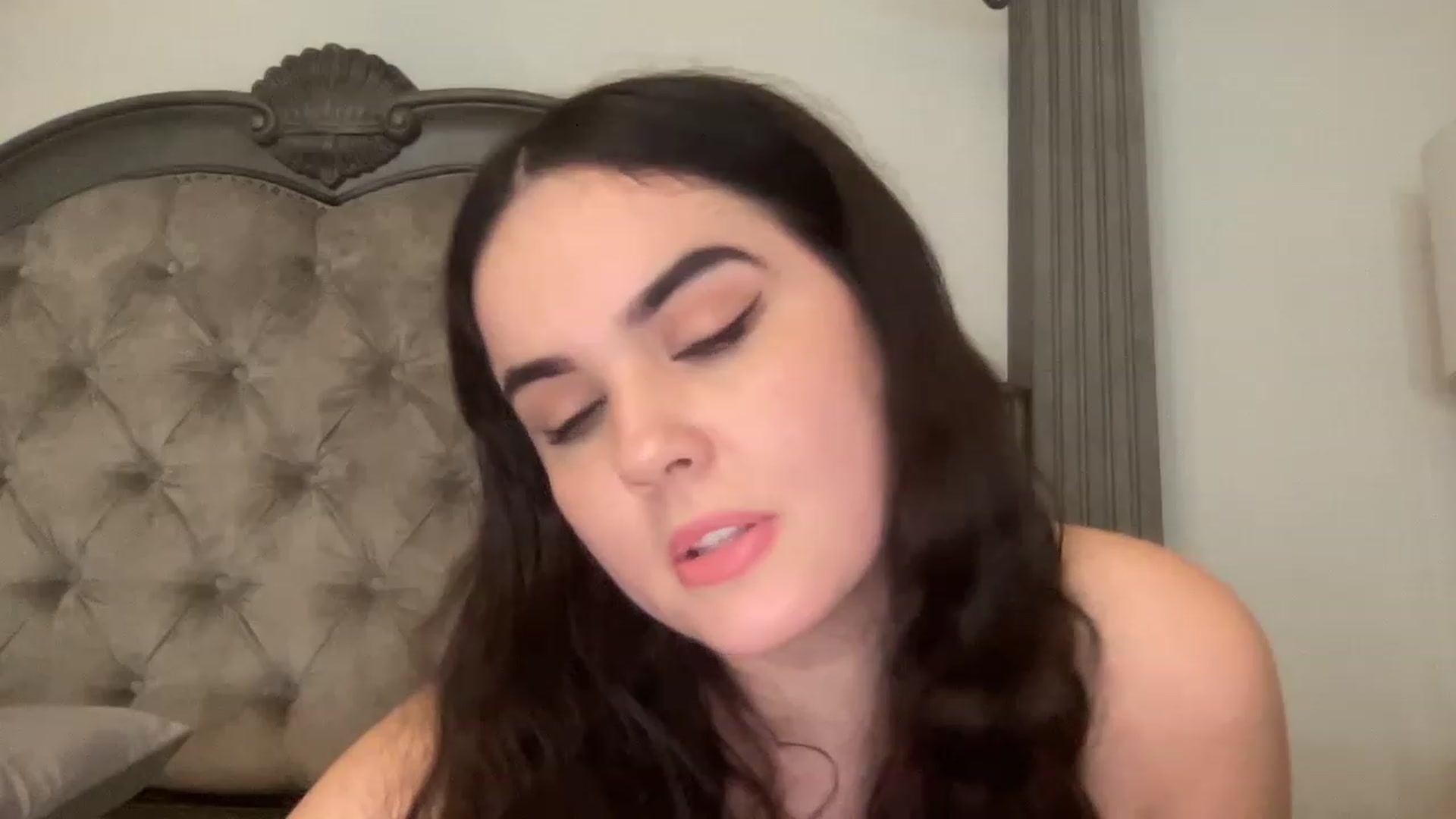 Gallery image thumbnail from Giaislovely's myfreecams stream on, 02/04/2023, 07:03 image 11 of 20