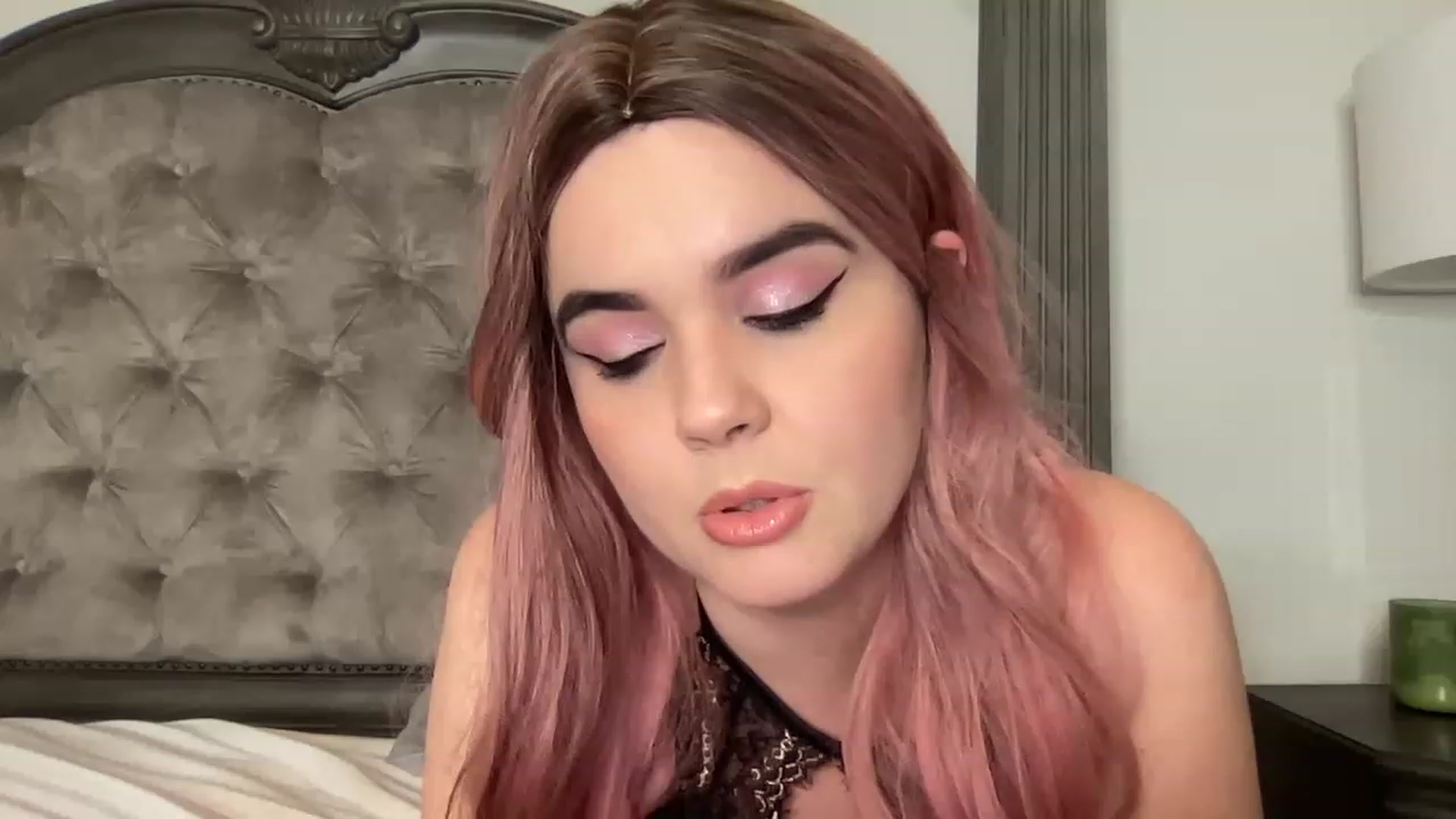 Gallery image thumbnail from Giaislovely's myfreecams stream on, 02/10/2023, 06:03 image 13 of 20