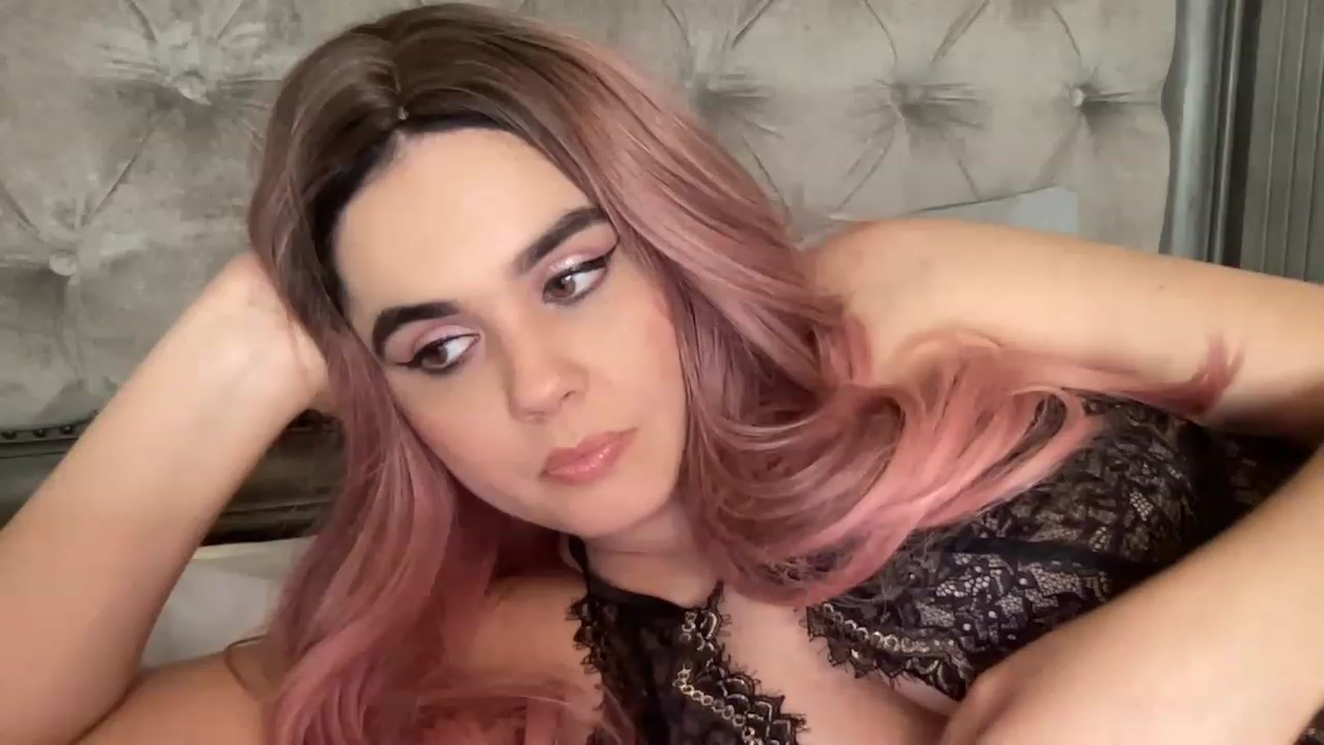 Gallery image thumbnail from Giaislovely's myfreecams stream on, 02/10/2023, 07:35 image 15 of 20