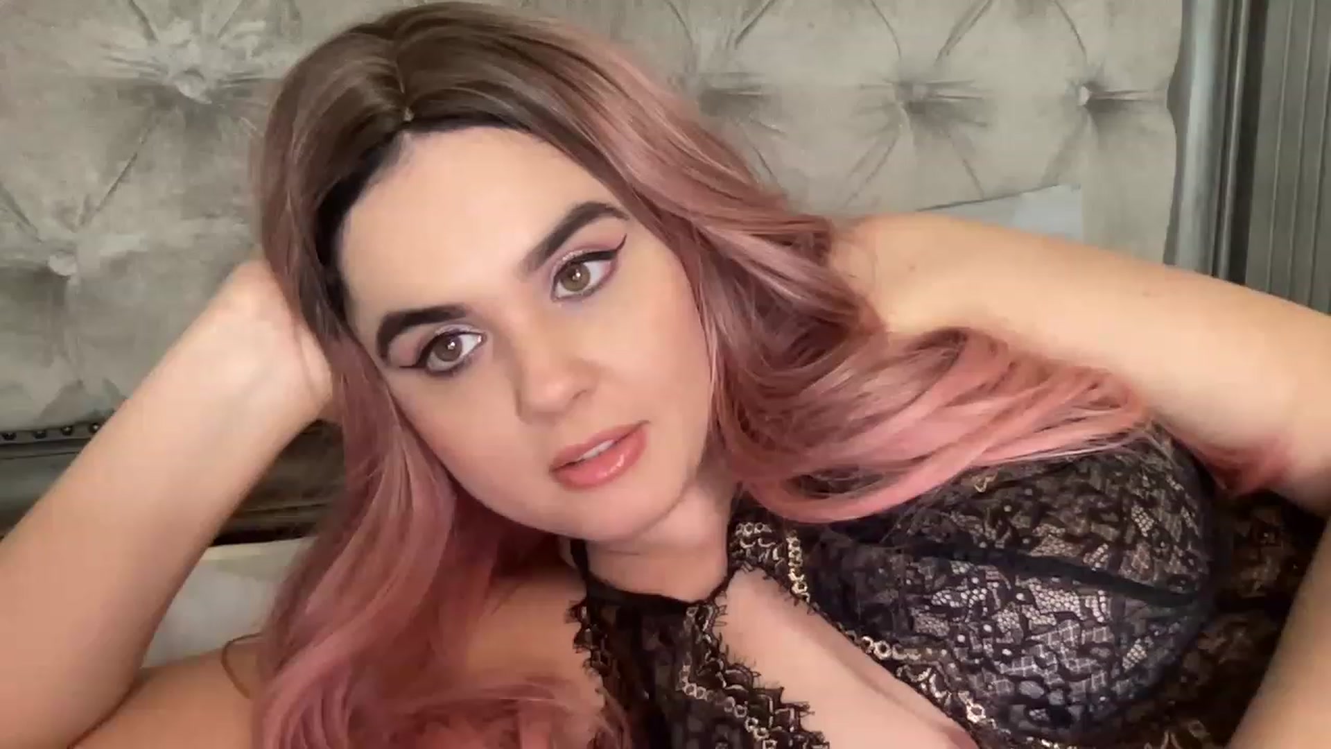 Gallery image thumbnail from Giaislovely's myfreecams stream on, 02/10/2023, 07:35 image 11 of 20