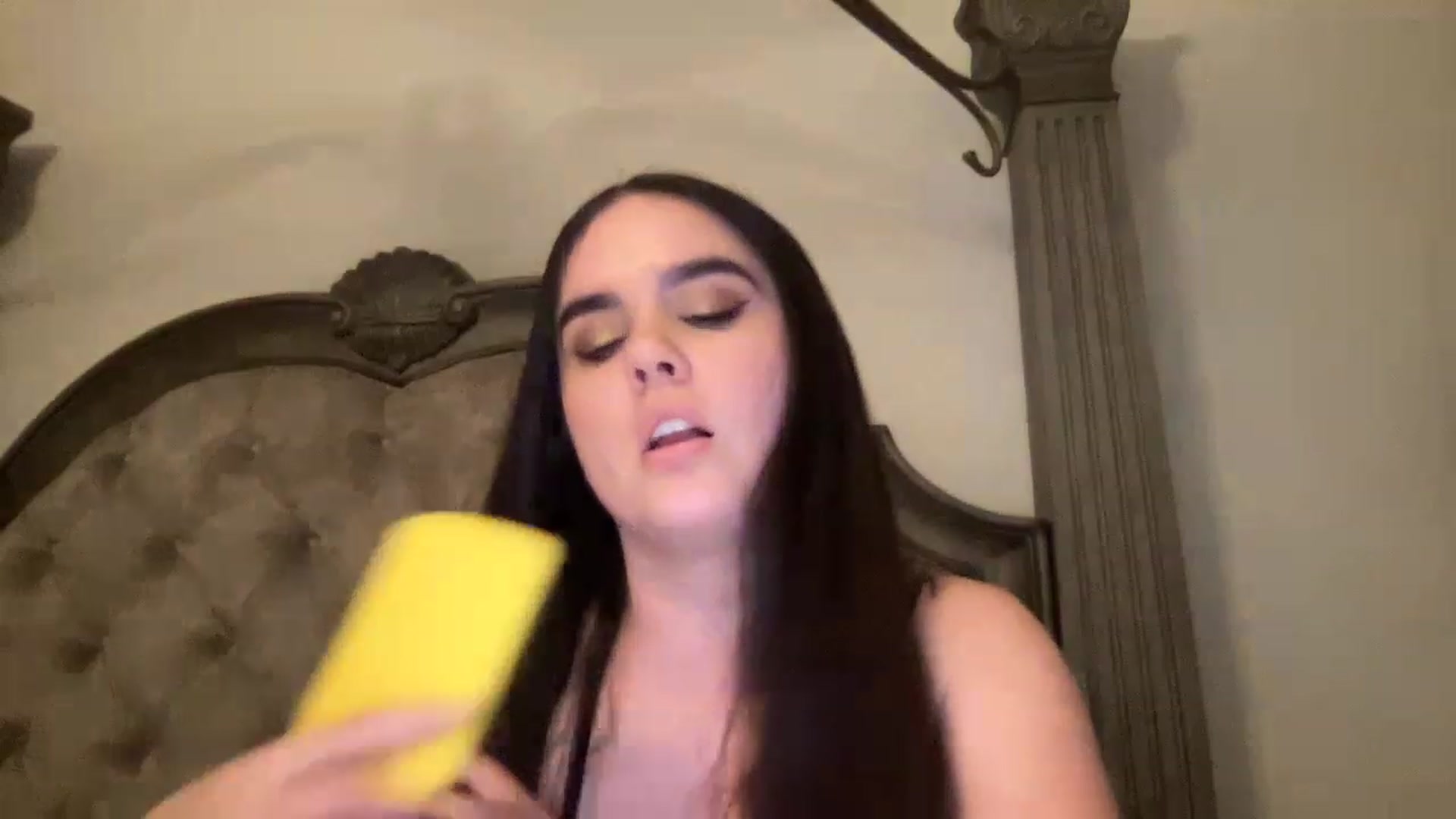 Gallery image thumbnail from Giaislovely's myfreecams stream on, 02/18/2023, 08:35 image 20 of 20