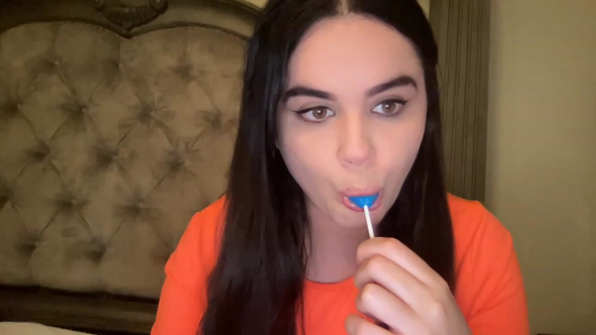 Gallery image thumbnail from Giaislovely's myfreecams stream on, 02/19/2023, 05:43 image 2 of 20