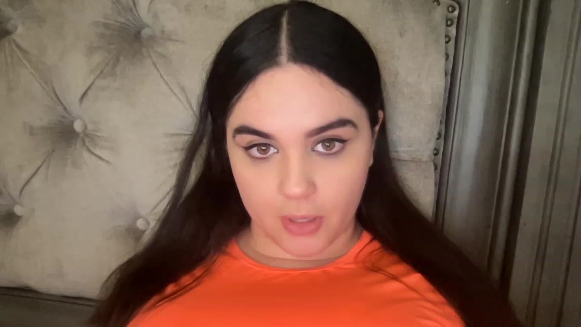 Gallery image thumbnail from Giaislovely's myfreecams stream on, 02/19/2023, 07:02 image 15 of 20