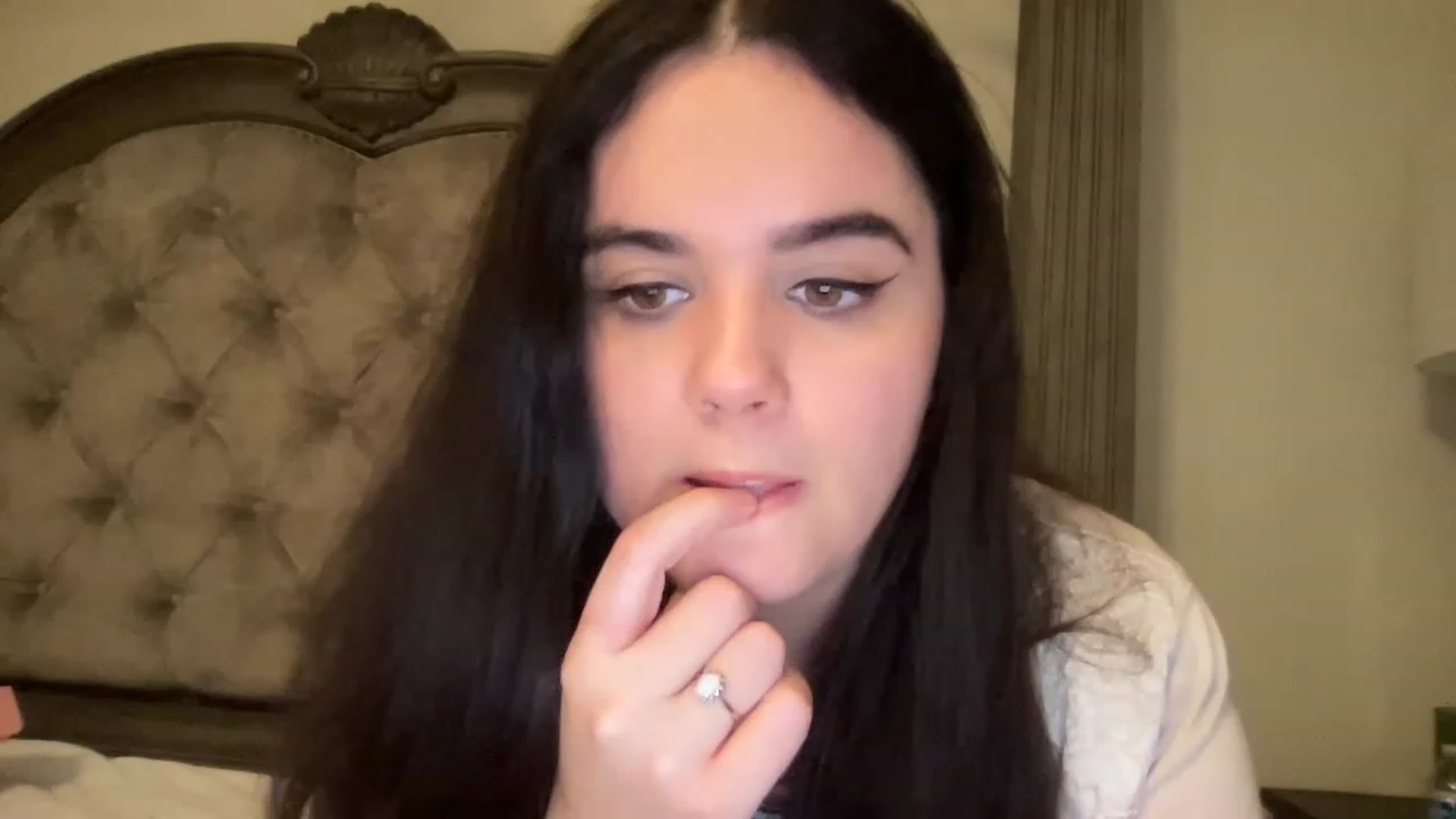 Gallery image thumbnail from Giaislovely's myfreecams stream on, 02/24/2023, 05:51 image 4 of 20