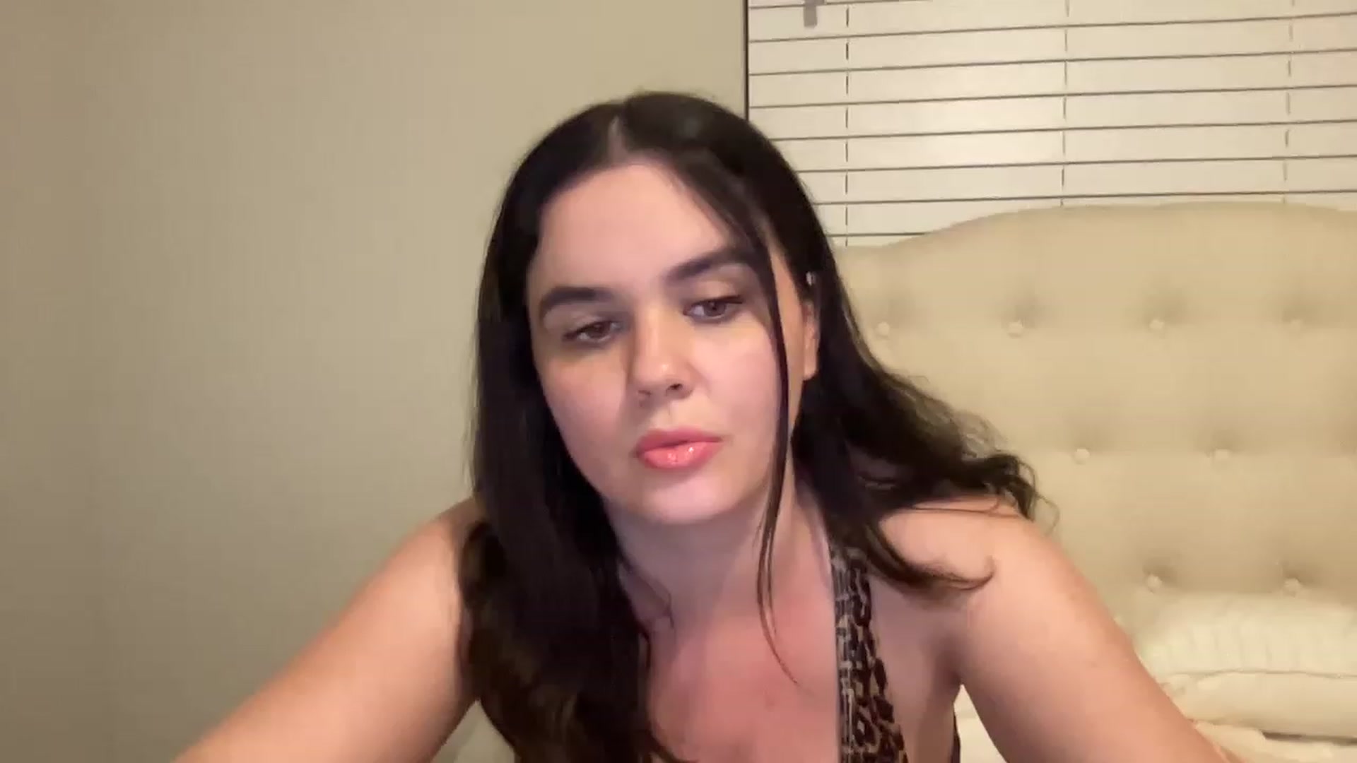 Gallery image thumbnail from Giaislovely's myfreecams stream on, 03/13/2023, 05:17 image 3 of 20