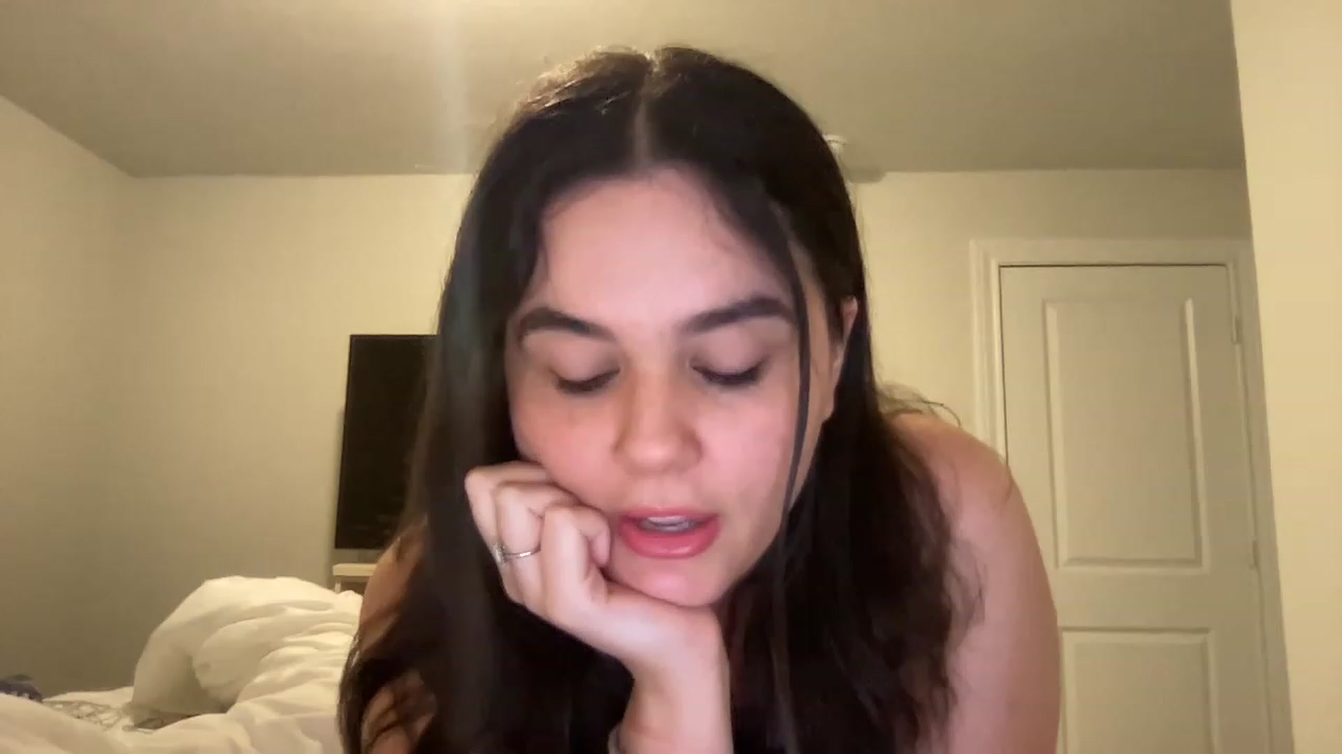 Gallery image thumbnail from Giaislovely's myfreecams stream on, 03/13/2023, 06:26 image 5 of 20