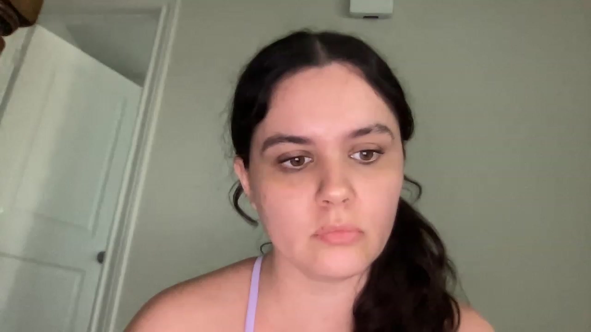 Gallery image thumbnail from Giaislovely's myfreecams stream on, 03/13/2023, 22:55 image 19 of 20