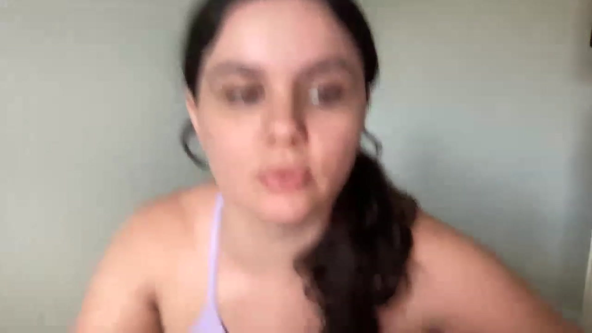 Gallery image thumbnail from Giaislovely's myfreecams stream on, 03/13/2023, 22:55 image 14 of 20