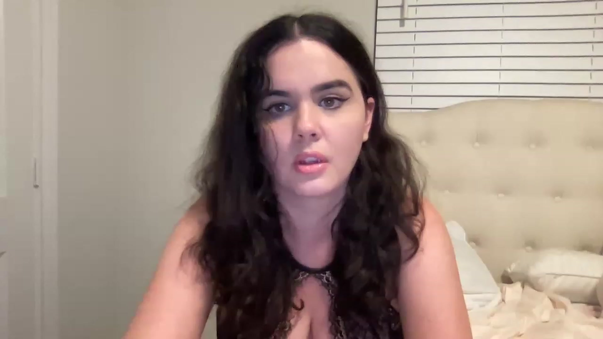 Gallery image thumbnail from Giaislovely's myfreecams stream on, 03/14/2023, 05:13 image 20 of 20