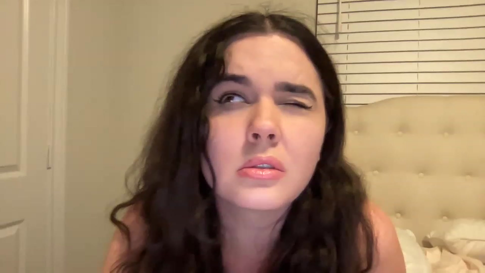 Gallery image thumbnail from Giaislovely's myfreecams stream on, 03/14/2023, 05:13 image 5 of 20