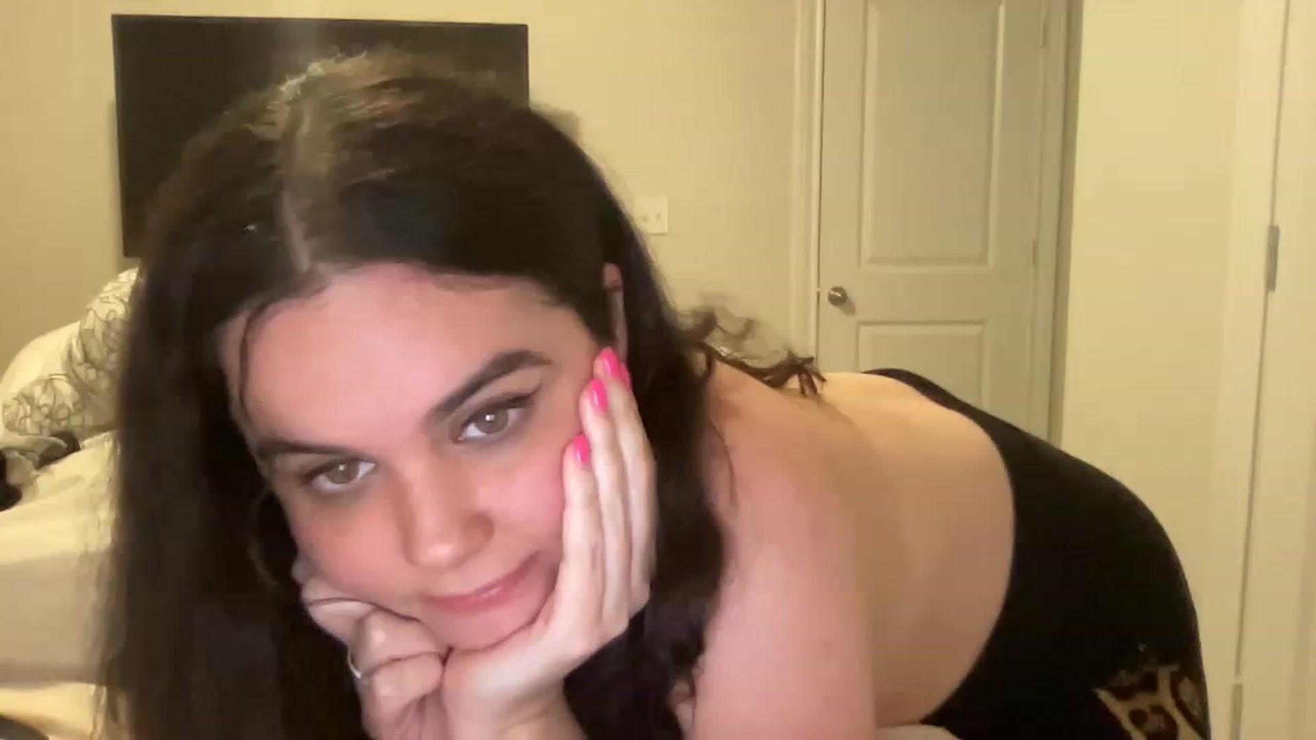 Gallery image thumbnail from Giaislovely's myfreecams stream on, 03/15/2023, 05:59 image 19 of 20