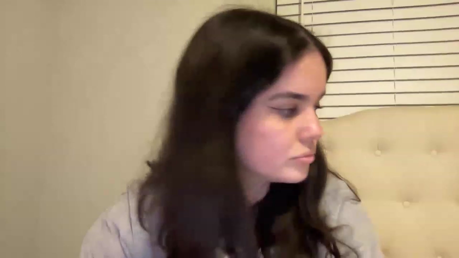 Gallery image thumbnail from Giaislovely's myfreecams stream on, 03/20/2023, 05:15 image 3 of 20