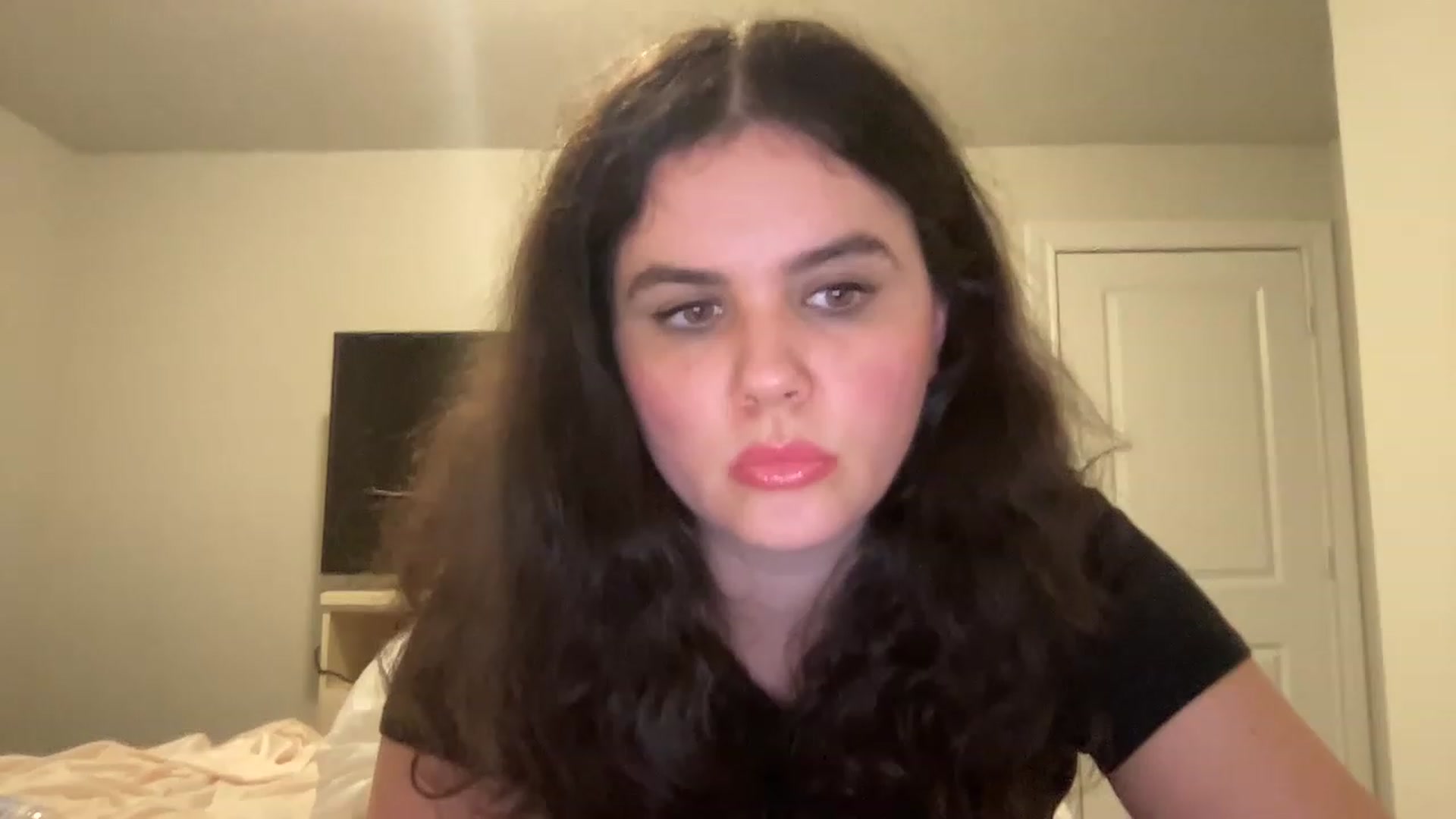 Gallery image thumbnail from Giaislovely's myfreecams stream on, 03/22/2023, 04:59 image 10 of 20
