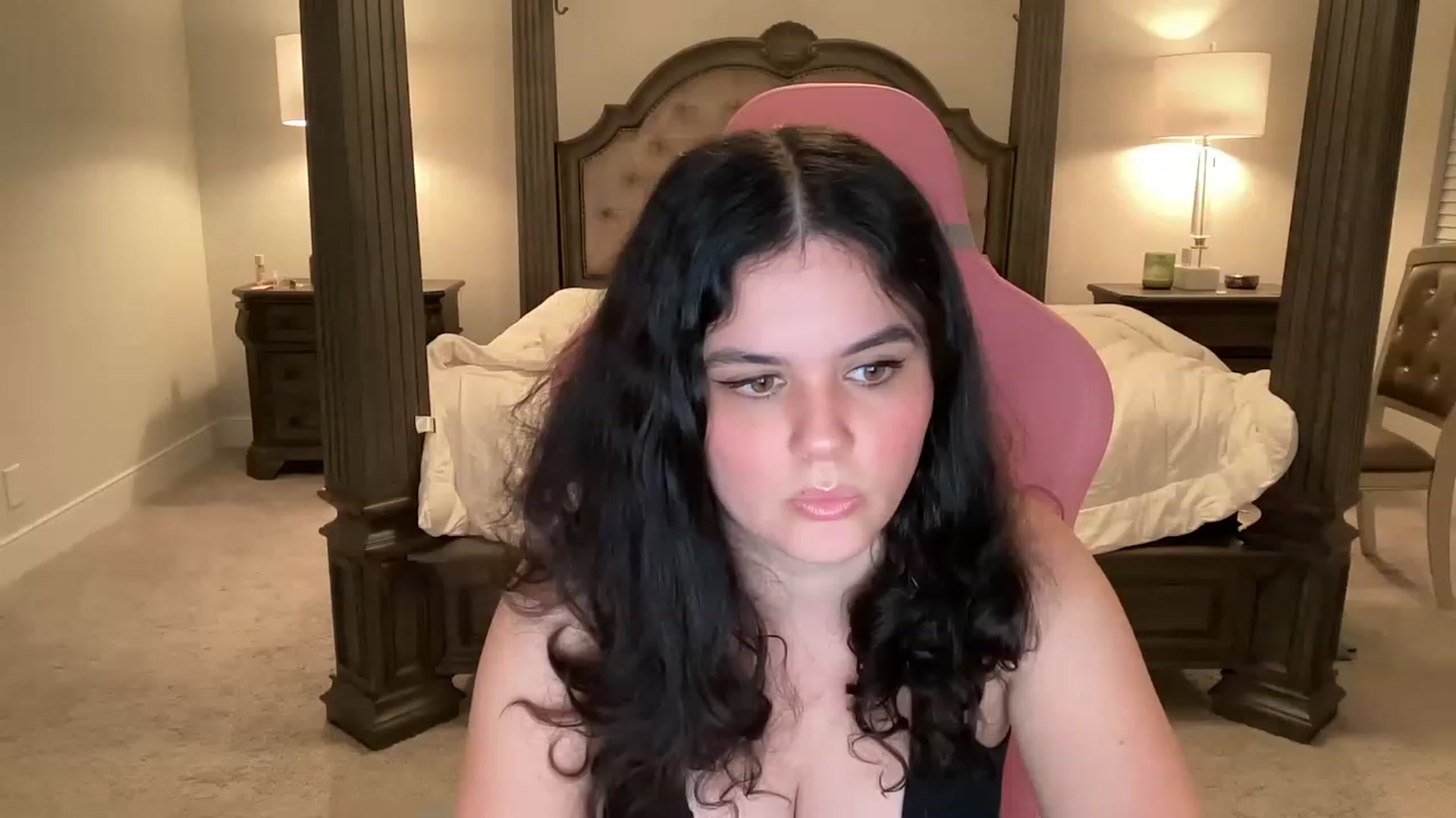 Gallery image thumbnail from Giaislovely's myfreecams stream on, 03/30/2023, 05:23 image 18 of 20