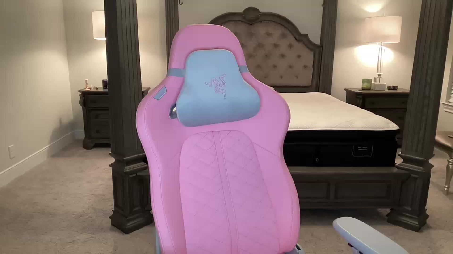 Gallery image thumbnail from Giaislovely's myfreecams stream on, 04/05/2023, 05:28 image 3 of 20