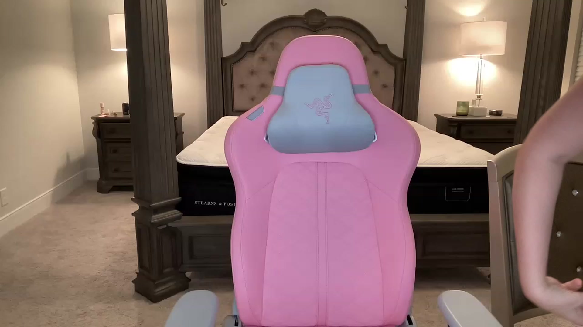 Gallery image thumbnail from Giaislovely's myfreecams stream on, 04/05/2023, 05:52 image 2 of 20
