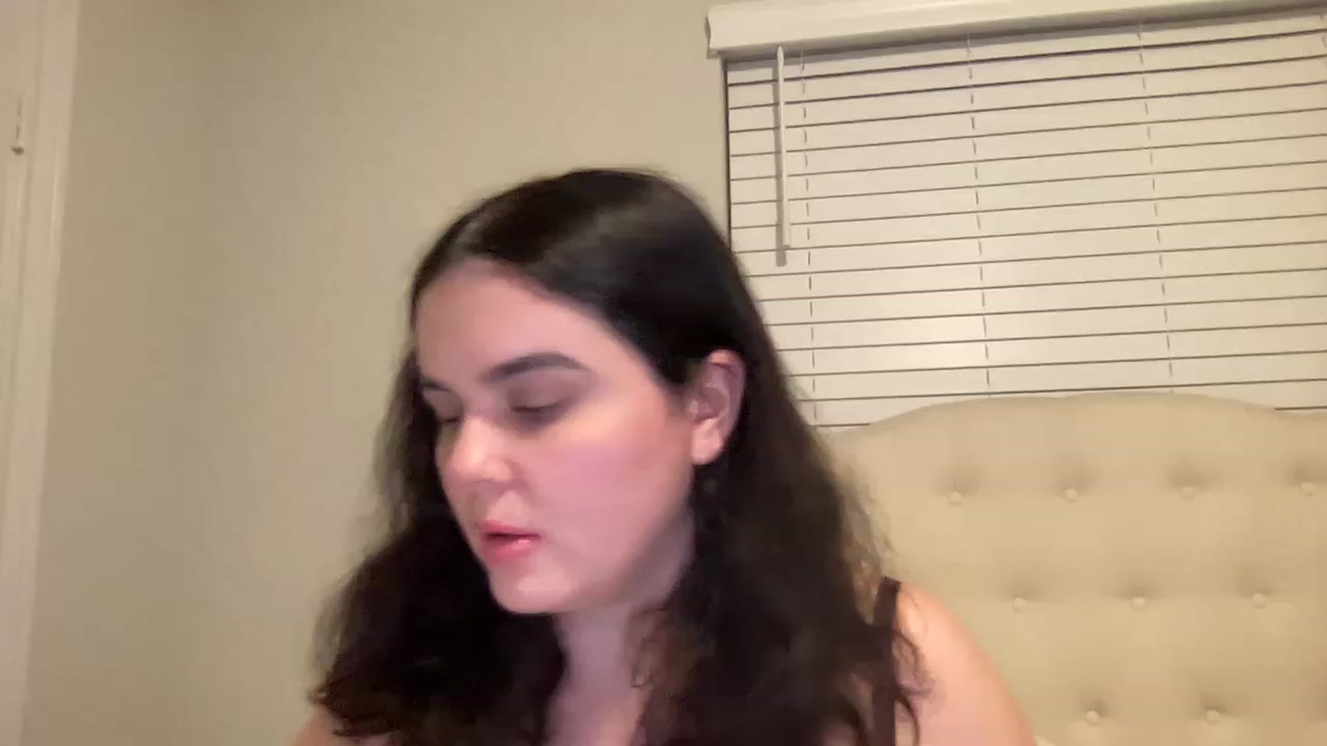 Gallery image thumbnail from Giaislovely's myfreecams stream on, 04/10/2023, 06:21 image 3 of 20