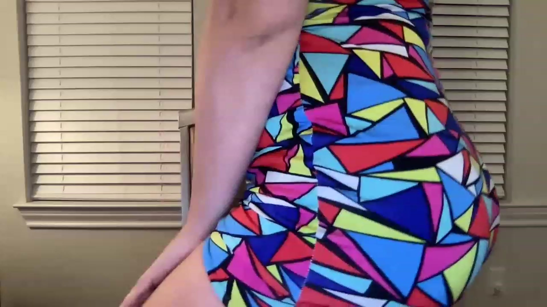 Gallery image thumbnail from Giaislovely's myfreecams stream on, 04/12/2023, 05:24 image 11 of 20
