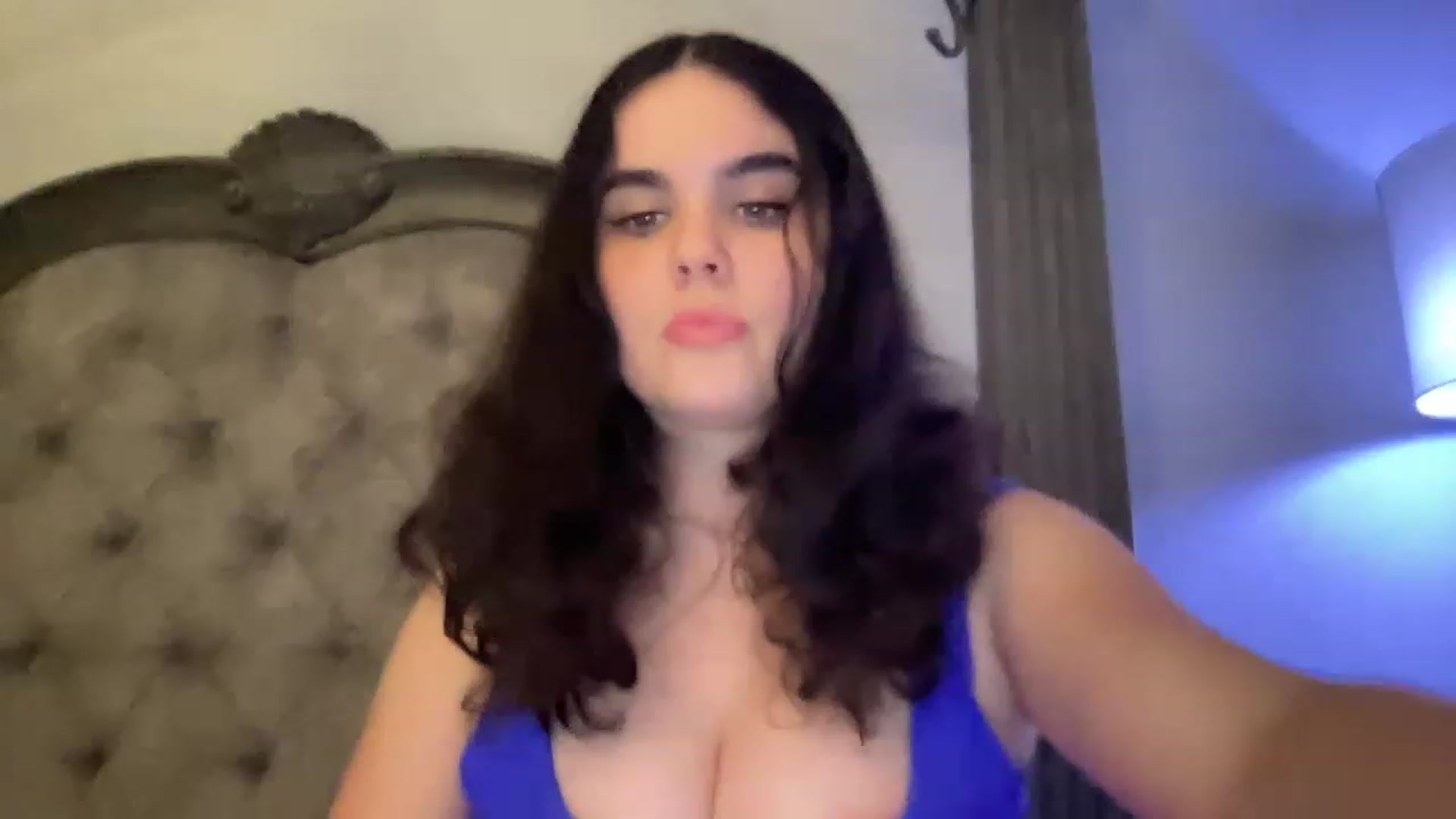 Gallery image thumbnail from Giaislovely's myfreecams stream on, 04/17/2023, 05:05 image 1 of 20