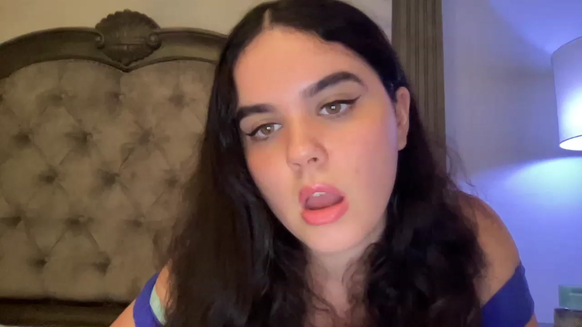 Gallery image thumbnail from Giaislovely's myfreecams stream on, 04/17/2023, 05:05 image 12 of 20