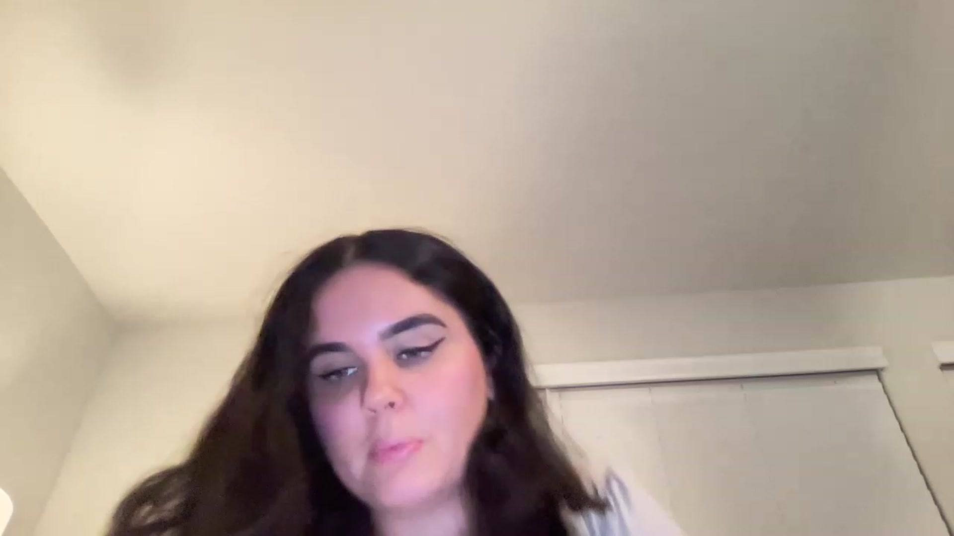 Gallery image thumbnail from Giaislovely's myfreecams stream on, 04/18/2023, 04:44 image 1 of 20