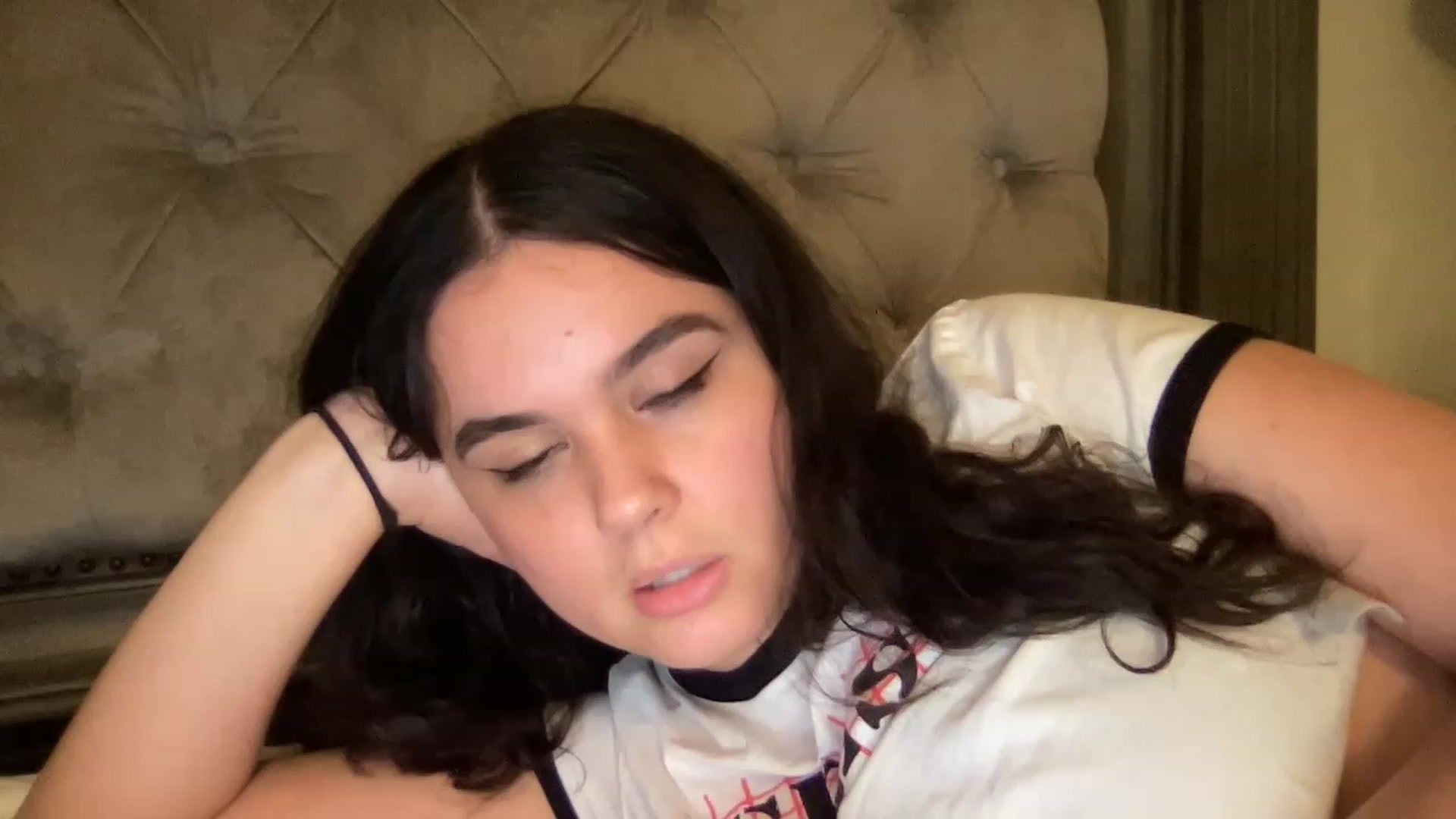 Gallery image thumbnail from Giaislovely's myfreecams stream on, 04/23/2023, 06:25 image 16 of 20