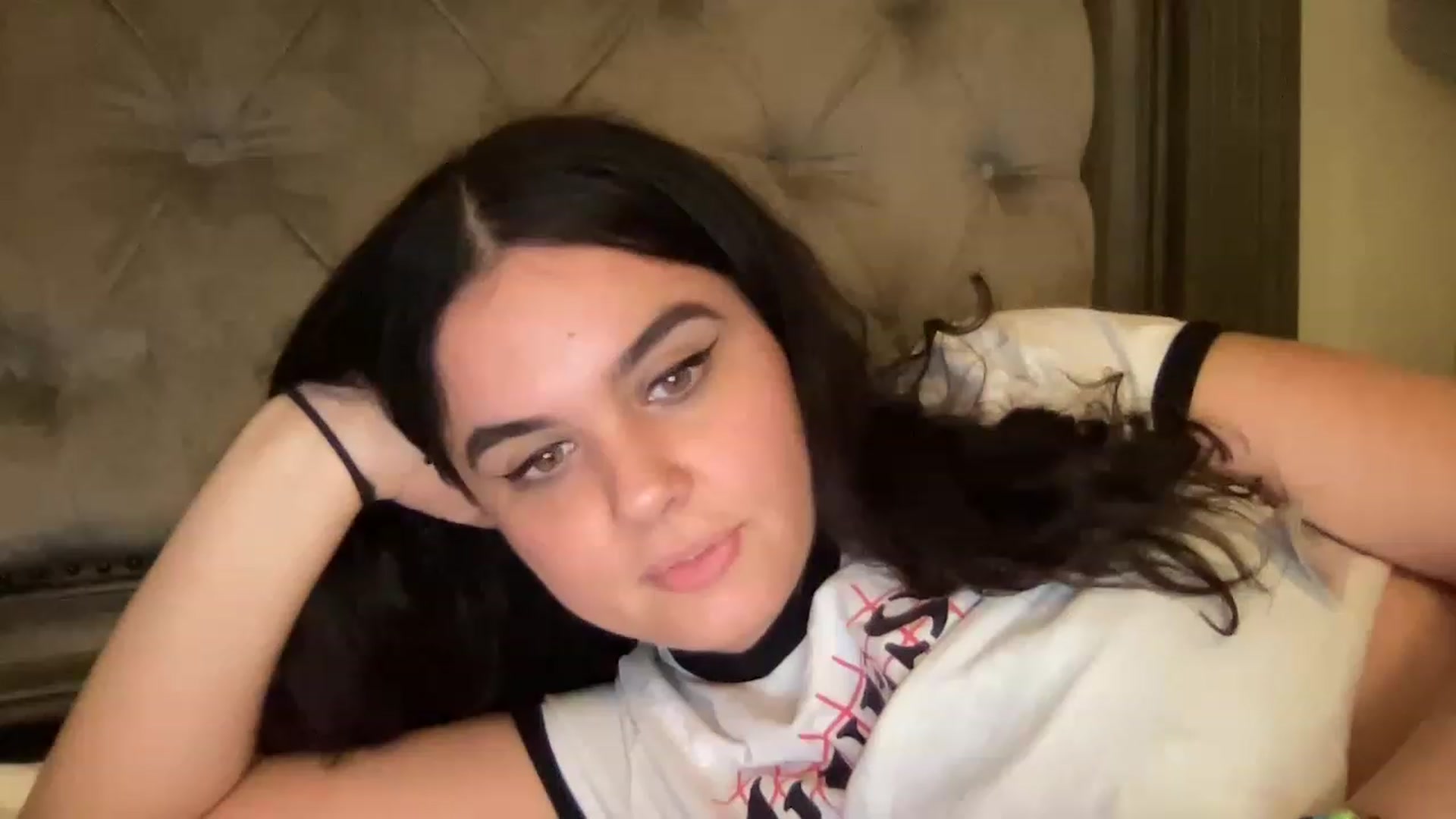 Gallery image thumbnail from Giaislovely's myfreecams stream on, 04/23/2023, 06:25 image 10 of 20