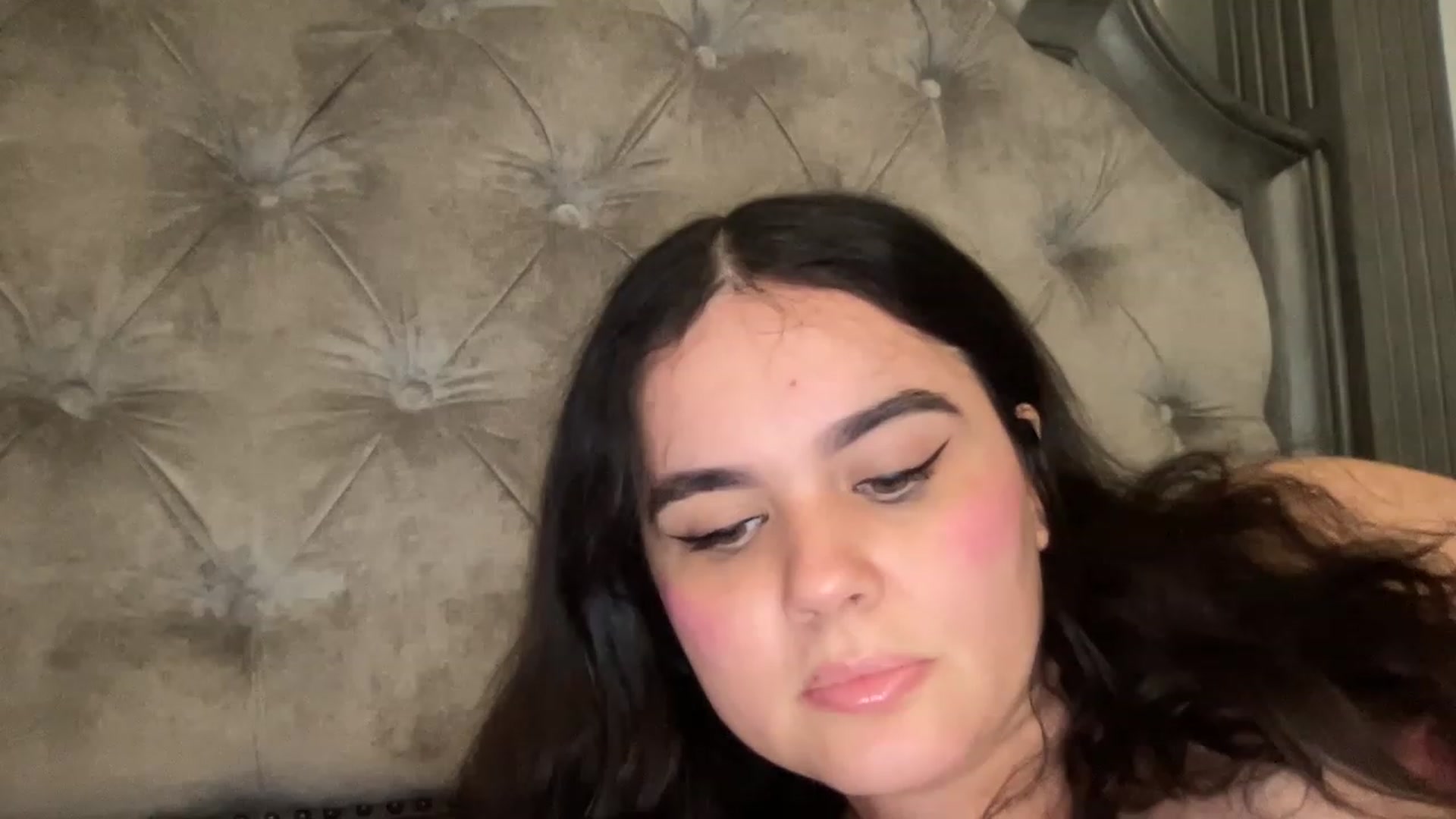 Gallery image thumbnail from Giaislovely's myfreecams stream on, 04/24/2023, 05:44 image 6 of 20