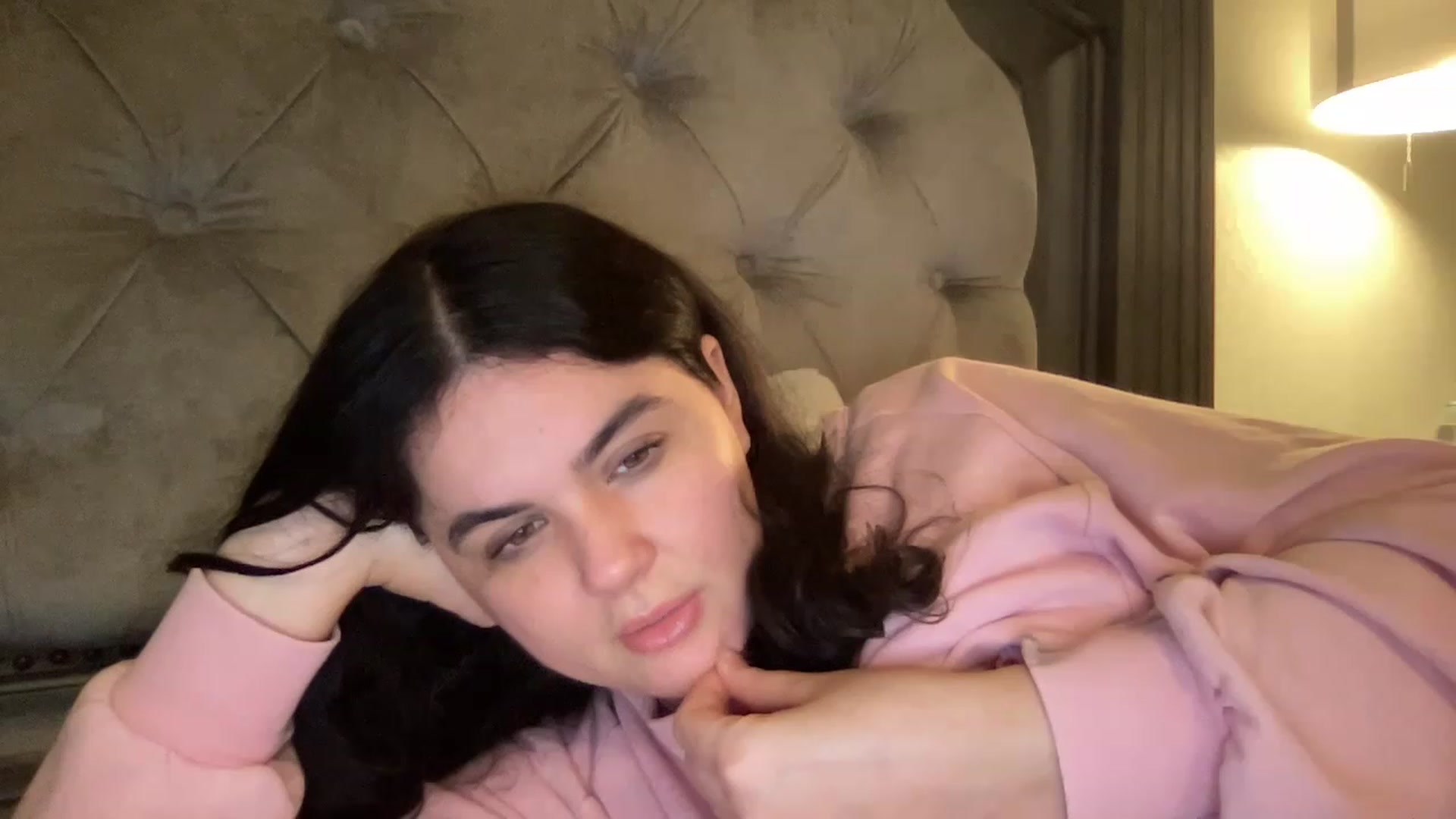Gallery image thumbnail from Giaislovely's myfreecams stream on, 04/25/2023, 04:59 image 19 of 20