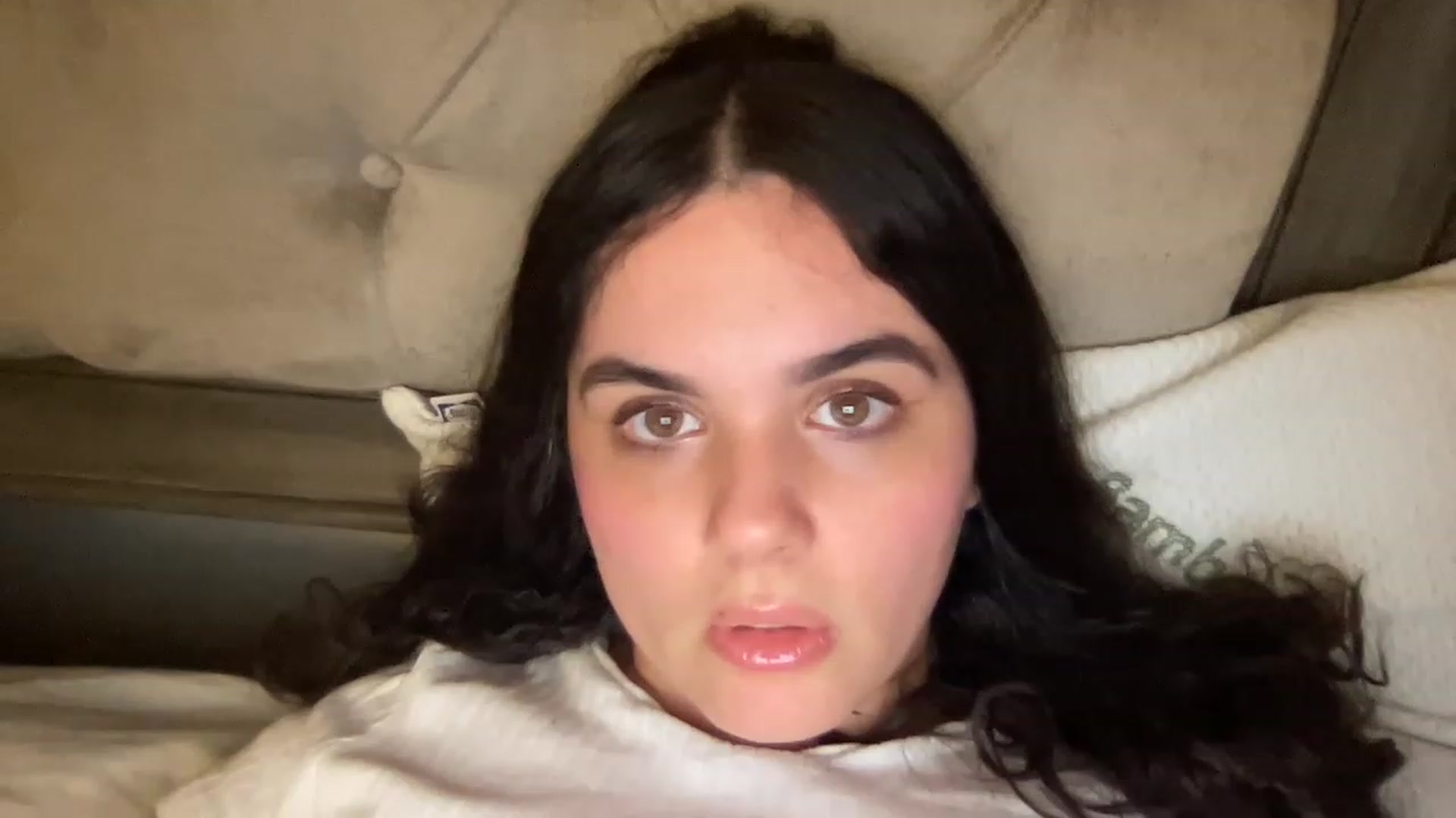 Gallery image thumbnail from Giaislovely's myfreecams stream on, 04/27/2023, 05:01 image 7 of 20