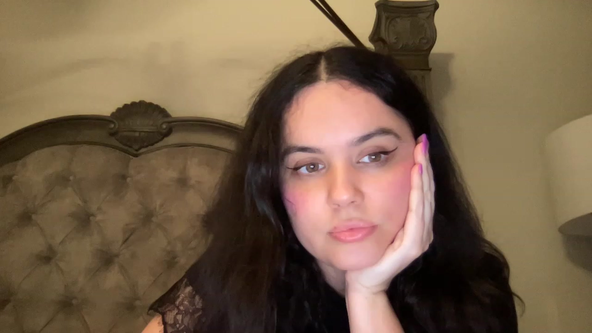 Gallery image thumbnail from Giaislovely's myfreecams stream on, 05/04/2023, 05:59 image 4 of 20