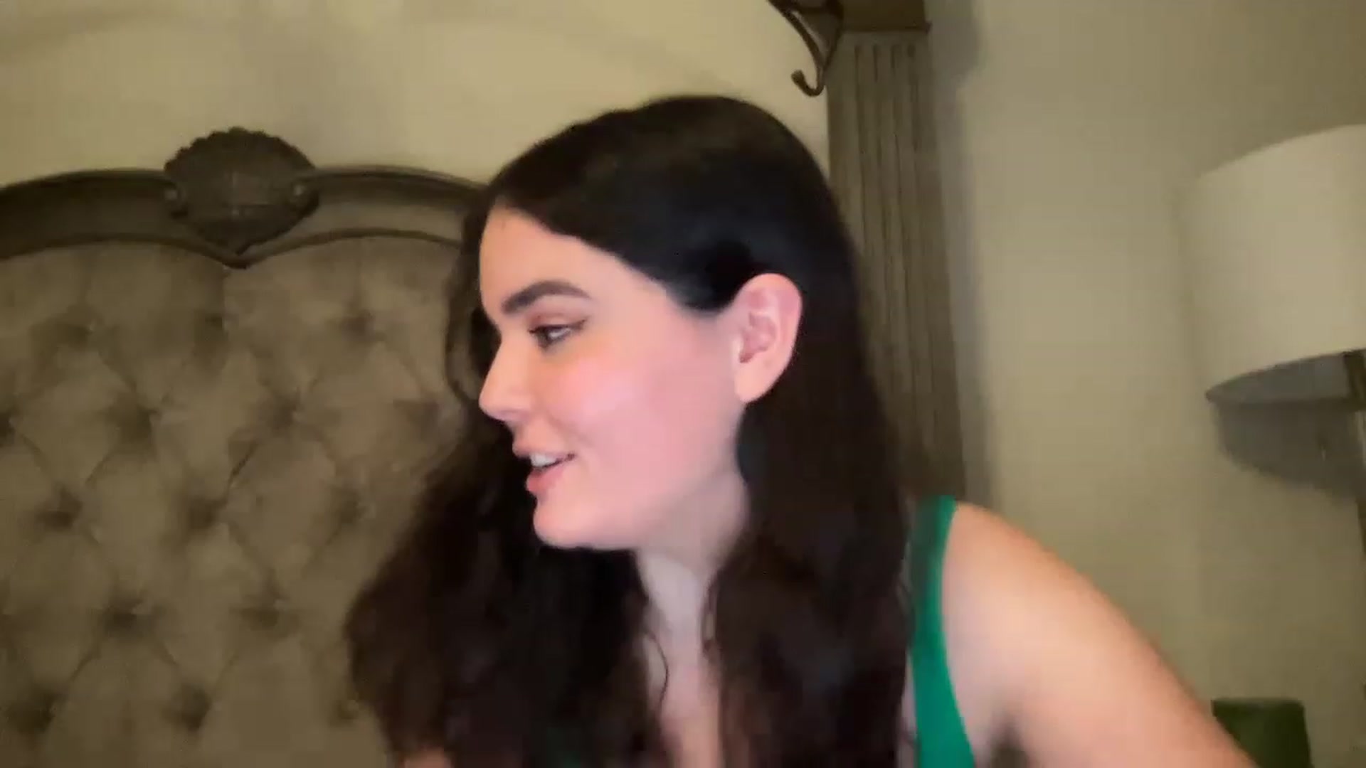 Gallery image thumbnail from Giaislovely's myfreecams stream on, 05/10/2023, 07:03 image 16 of 20