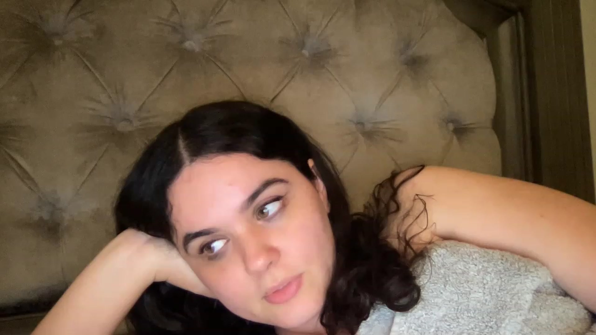 Gallery image thumbnail from Giaislovely's myfreecams stream on, 05/15/2023, 08:28 image 3 of 20