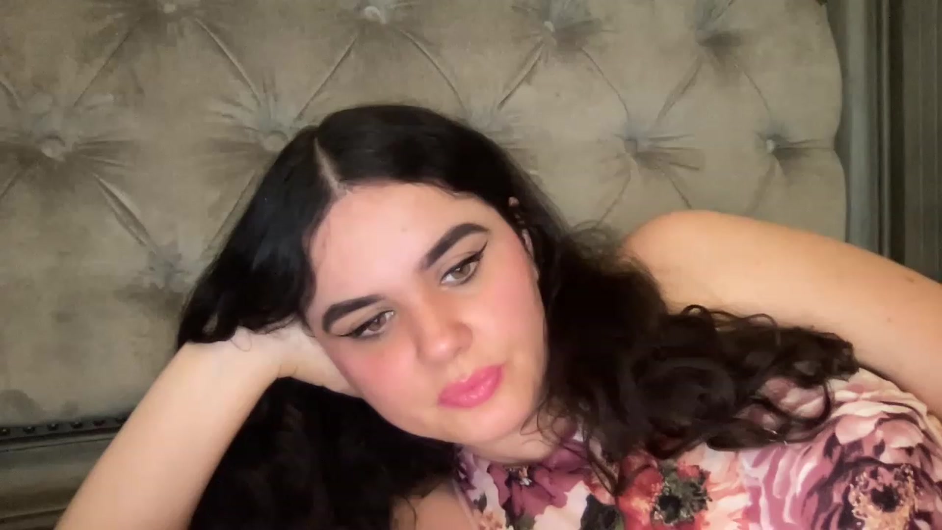 Gallery image thumbnail from Giaislovely's myfreecams stream on, 05/18/2023, 05:16 image 5 of 20
