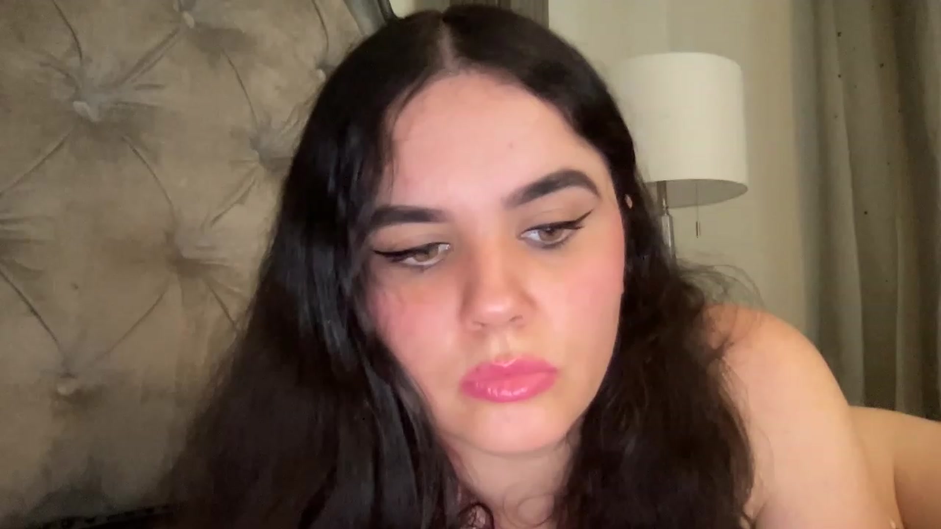 Gallery image thumbnail from Giaislovely's myfreecams stream on, 05/18/2023, 05:16 image 16 of 20