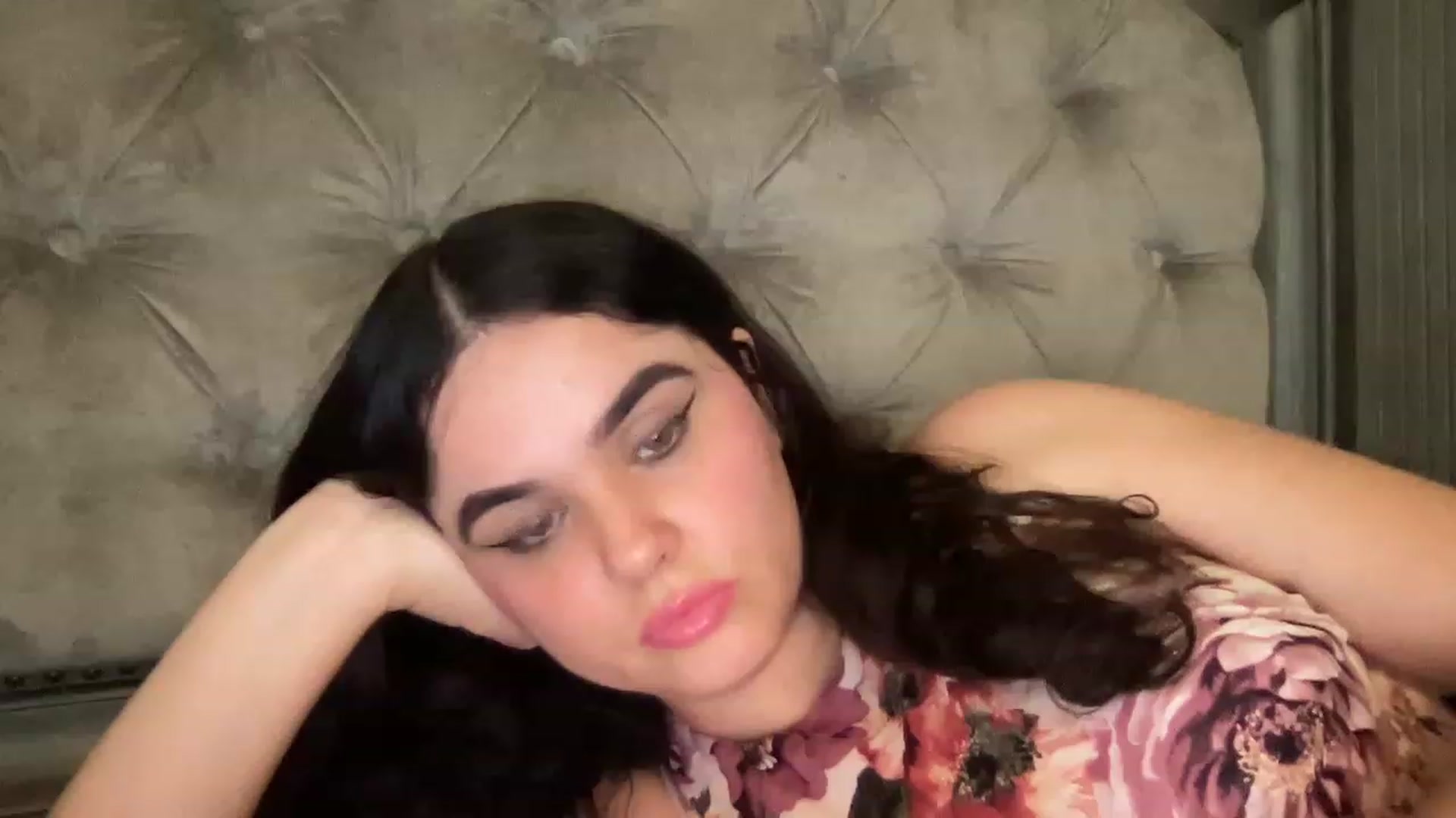 Gallery image thumbnail from Giaislovely's myfreecams stream on, 05/18/2023, 05:16 image 11 of 20