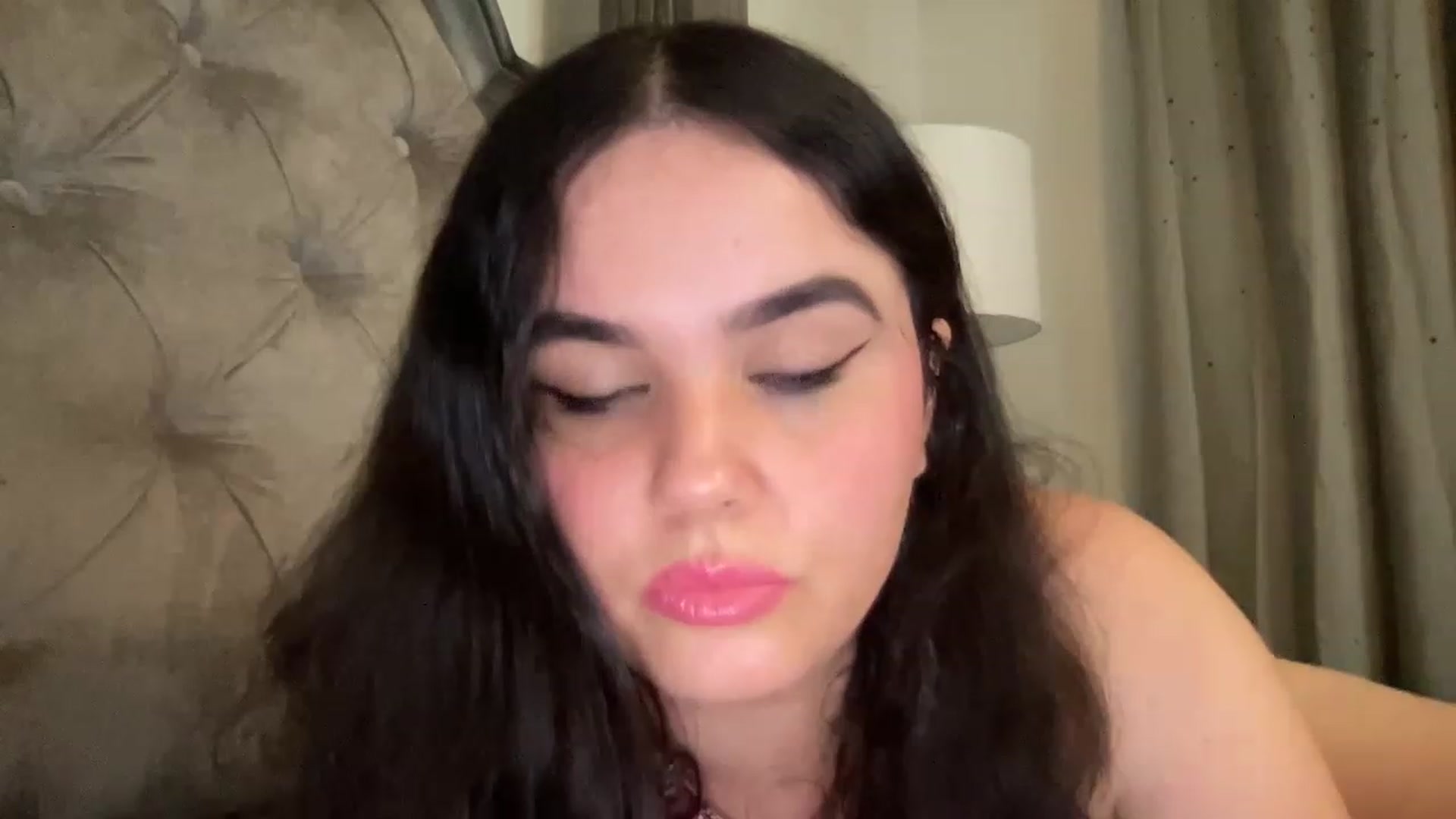 Gallery image thumbnail from Giaislovely's myfreecams stream on, 05/18/2023, 05:16 image 13 of 20