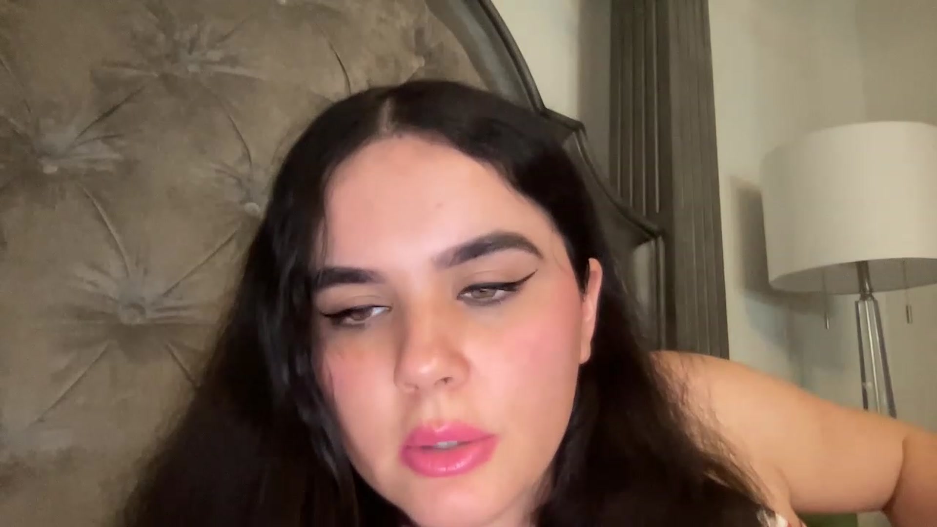 Gallery image thumbnail from Giaislovely's myfreecams stream on, 05/18/2023, 07:27 image 15 of 20