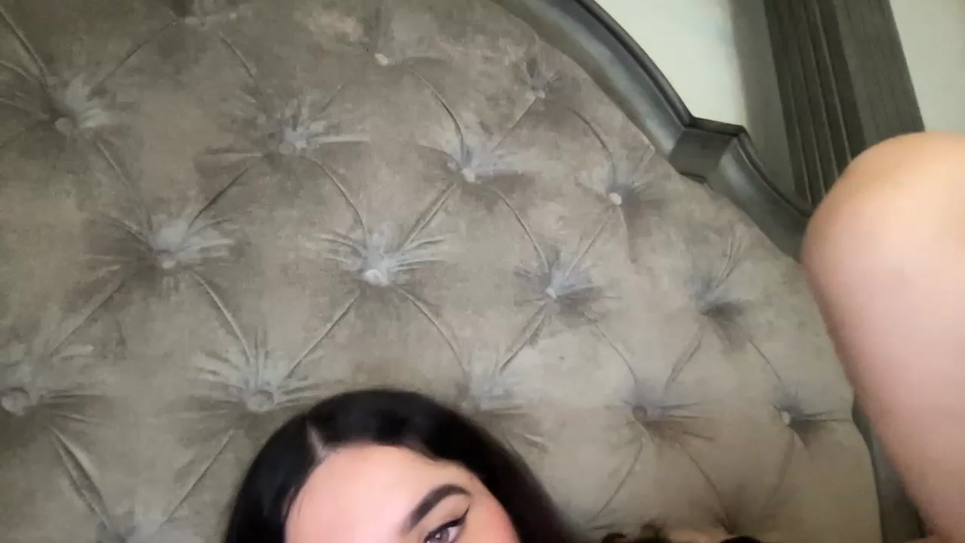Gallery image thumbnail from Giaislovely's myfreecams stream on, 05/18/2023, 07:27 image 7 of 20