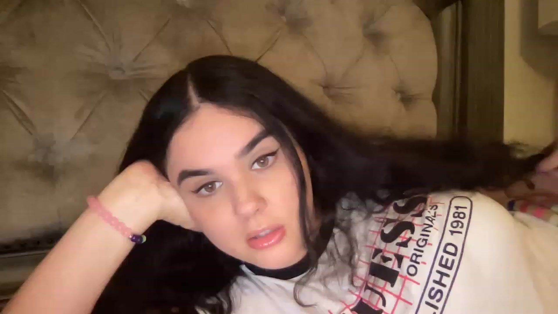 Gallery image thumbnail from Giaislovely's myfreecams stream on, 05/22/2023, 04:12 image 16 of 20