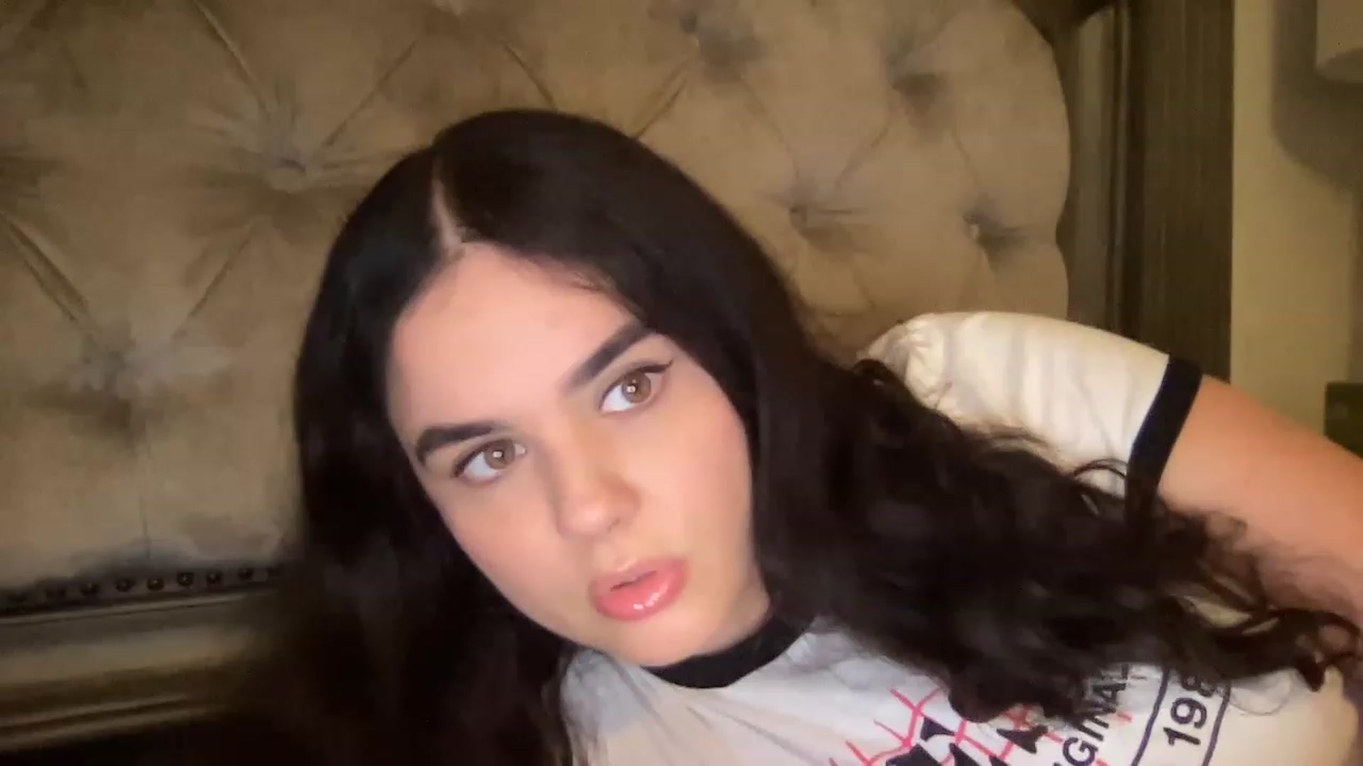 Gallery image thumbnail from Giaislovely's myfreecams stream on, 05/22/2023, 04:12 image 17 of 20