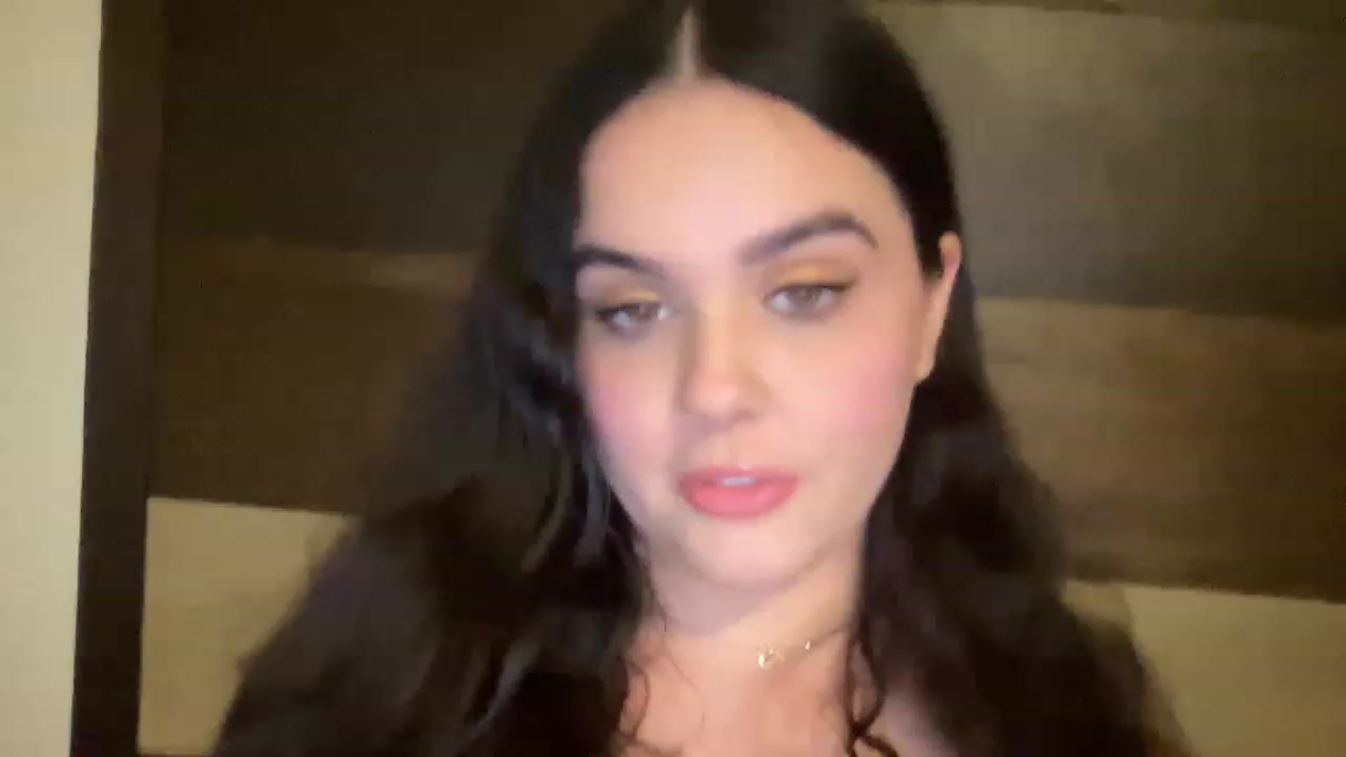 Gallery image thumbnail from Giaislovely's myfreecams stream on, 06/12/2023, 04:25 image 4 of 20